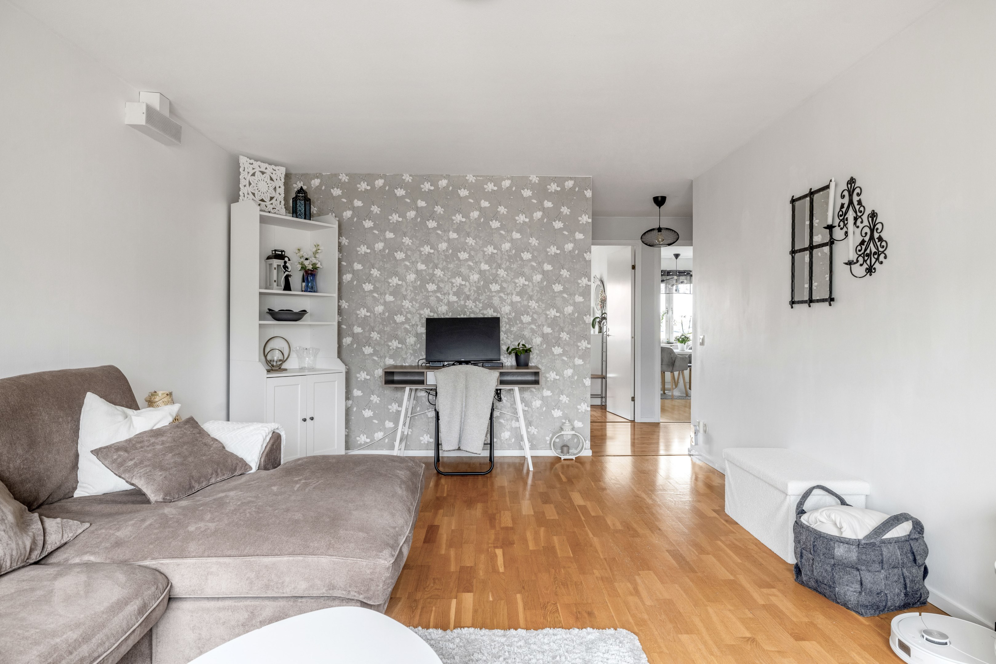 Bostadsbild från Linnégatan 16B, Till salu i Centrum, Uppsala