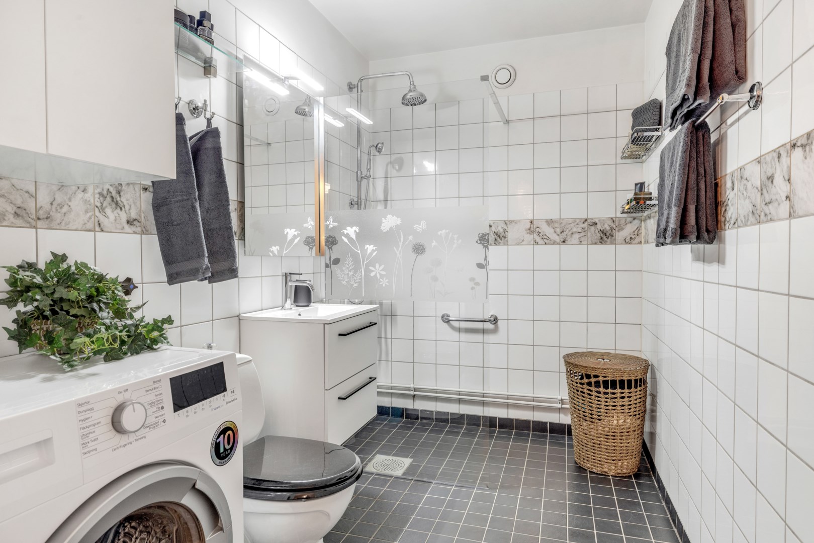 Bostadsbild från Linnégatan 16B, Till salu i Centrum, Uppsala