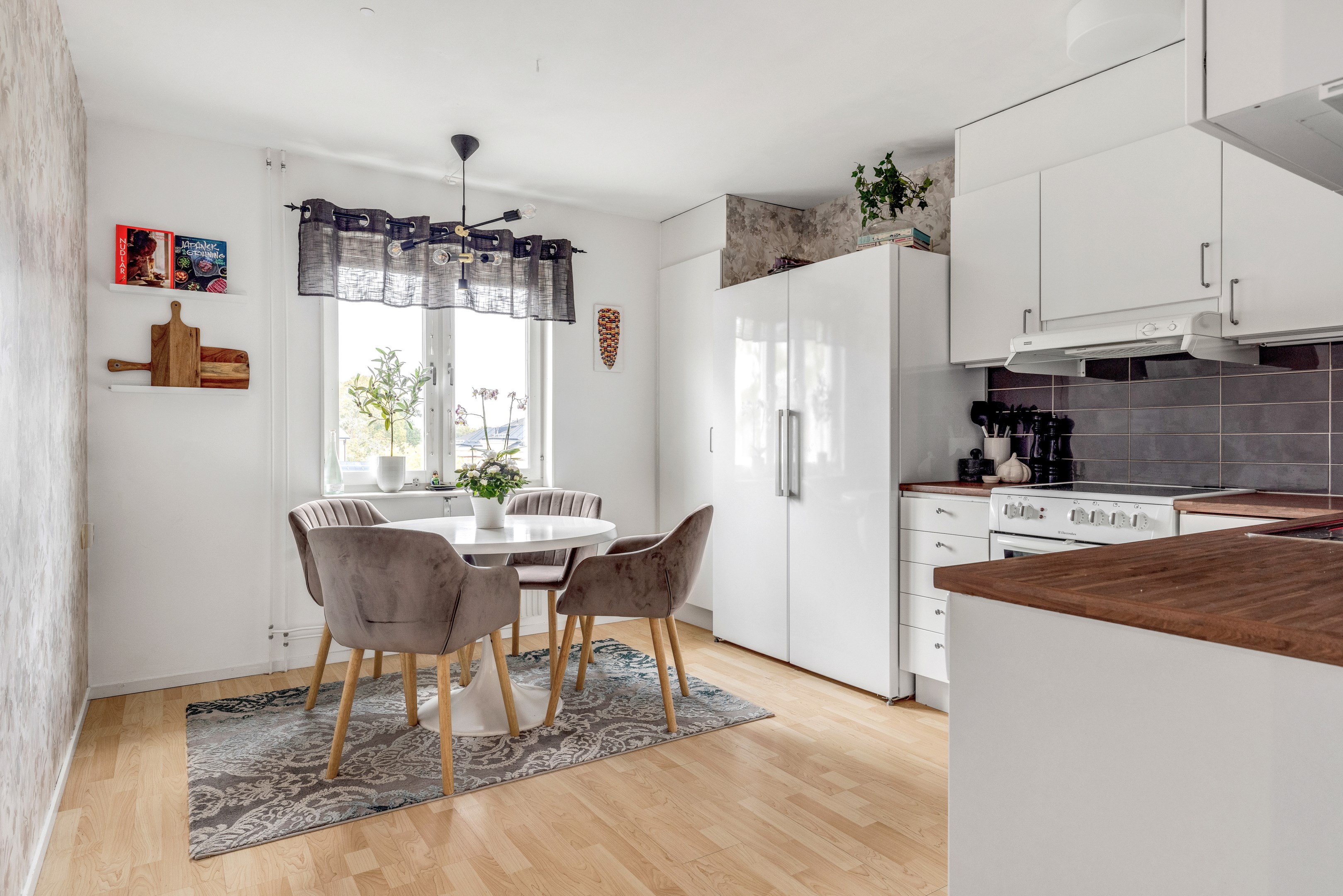 Bostadsbild från Linnégatan 16B, Till salu i Centrum, Uppsala