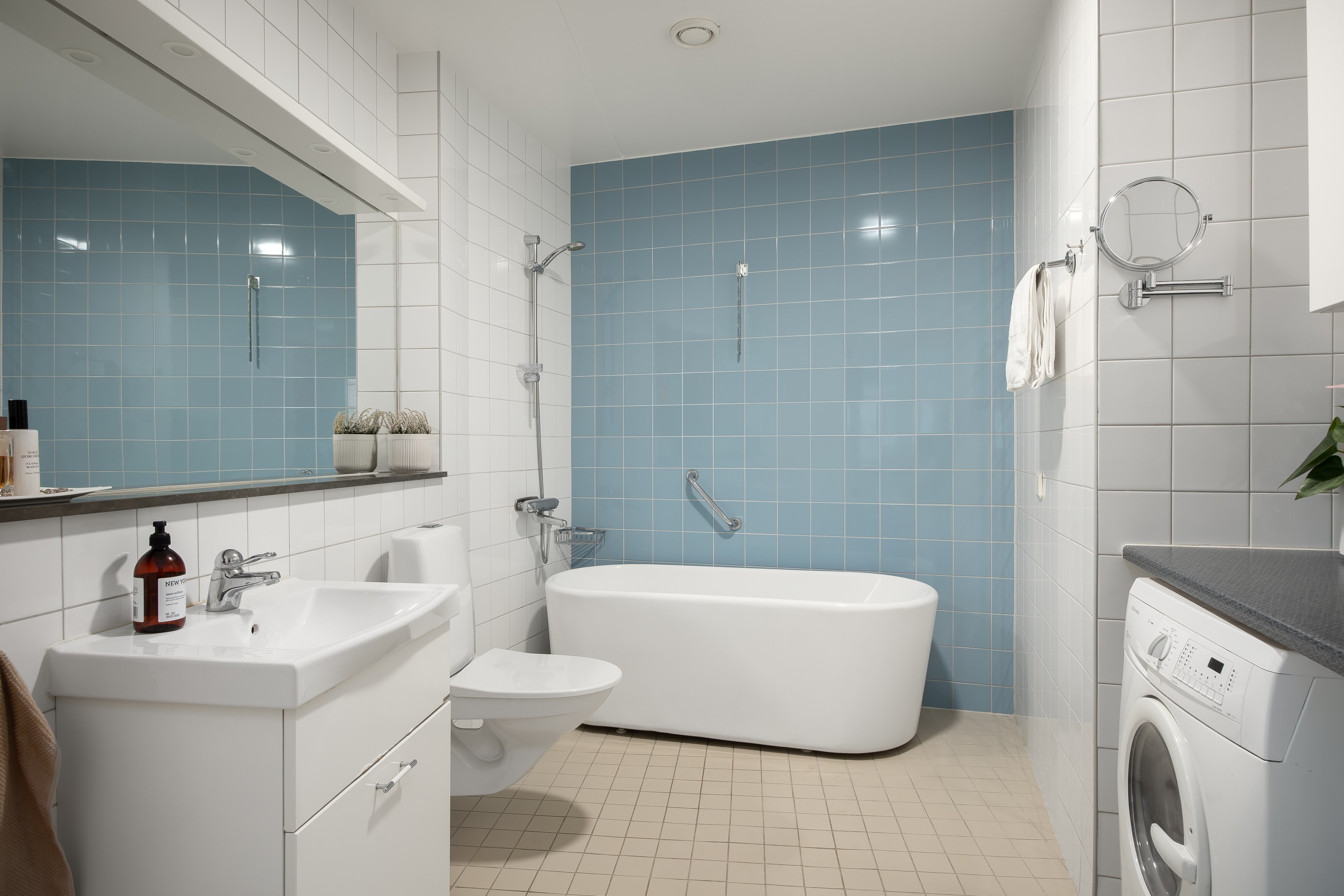 Bostadsbild från Finnbergsvägen 64, Såld i Finnberget, Nacka