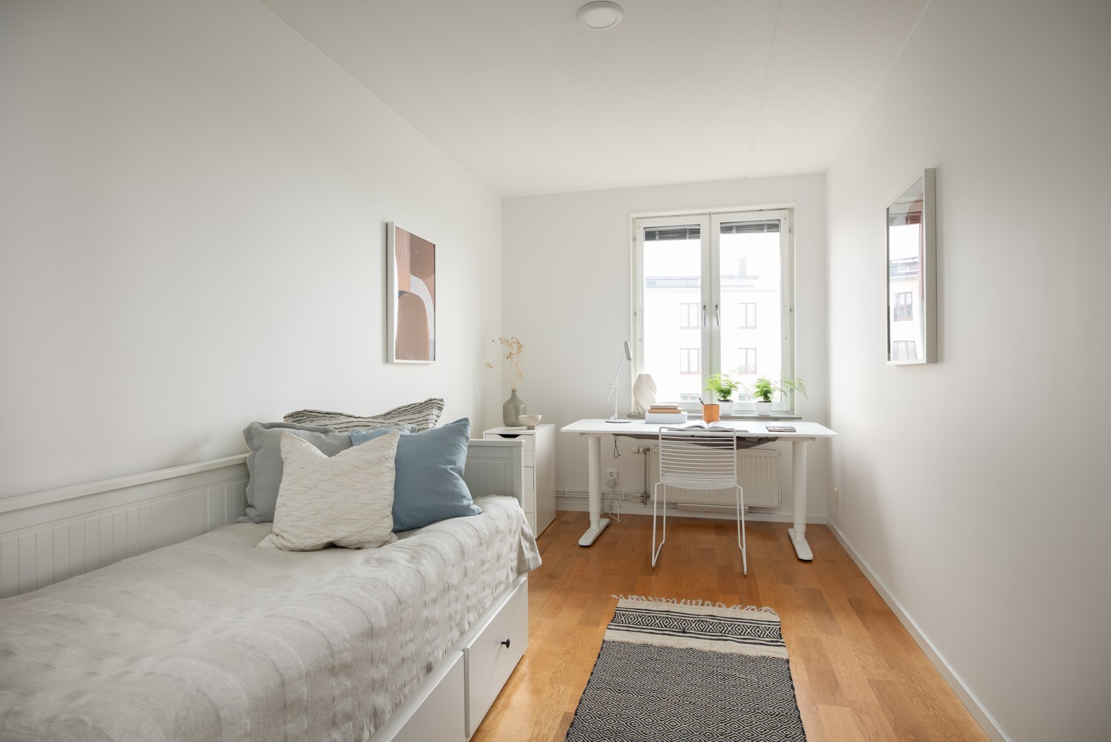 Bostadsbild från Finnbergsvägen 64, Till salu i Finnberget, Nacka