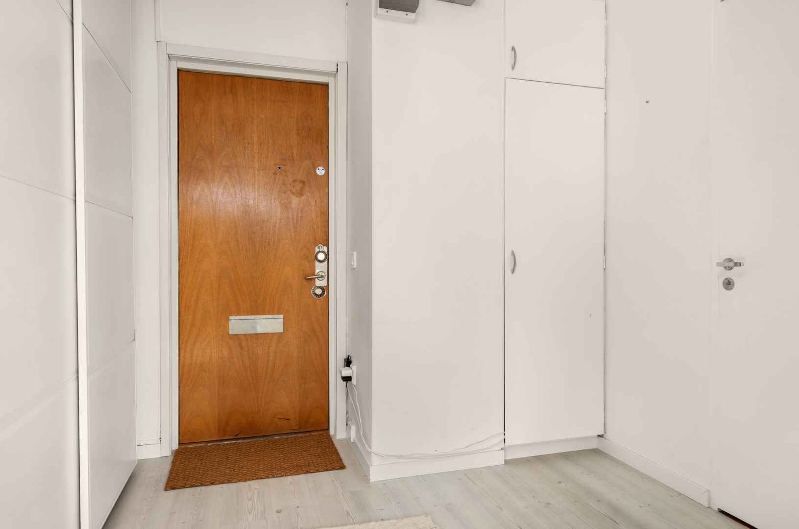 Bostadsbild från Skarpövägen 25, Till salu i Västra Orminge, Nacka