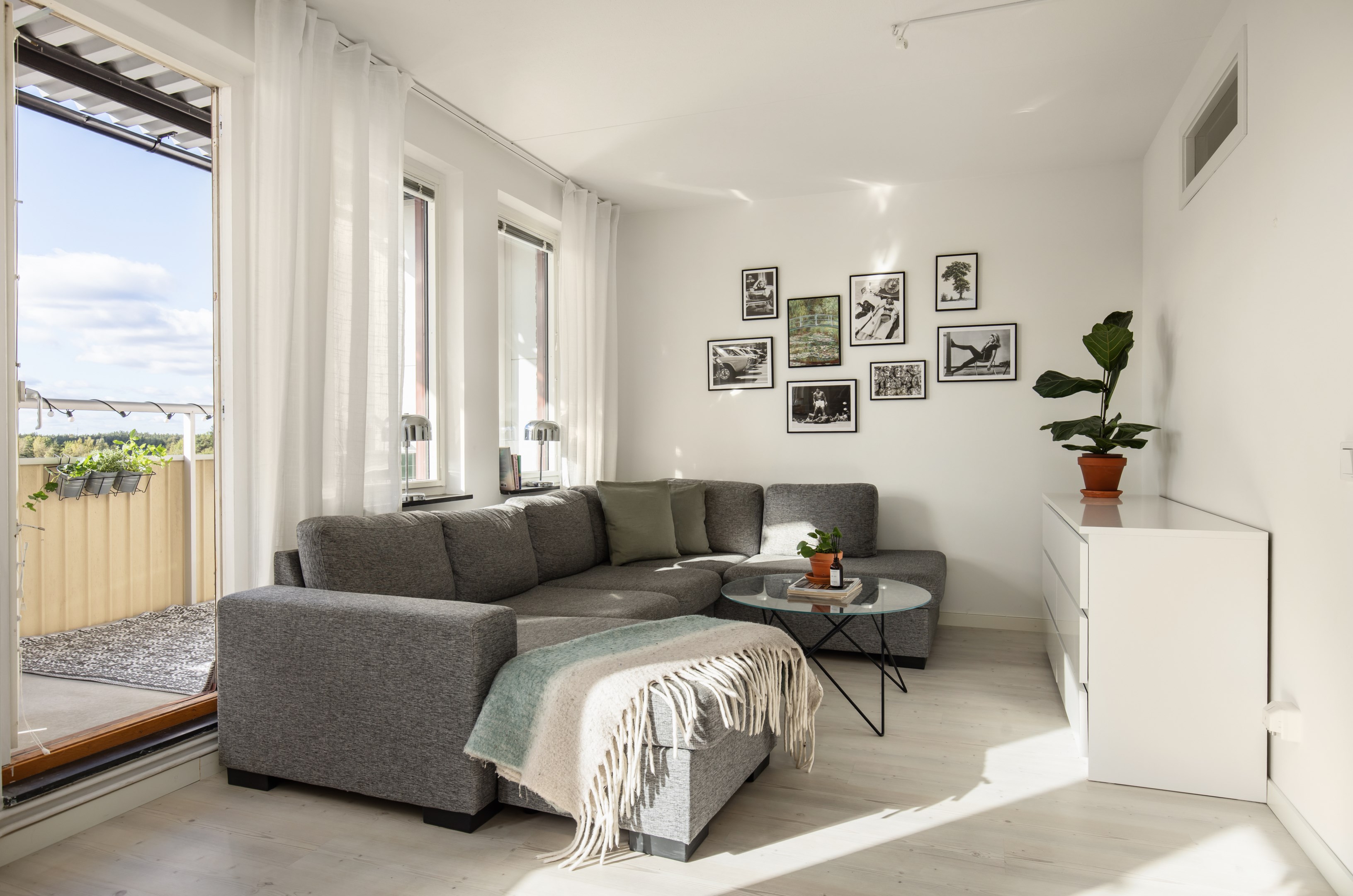 Bostadsbild från Skarpövägen 25, Till salu i Västra Orminge, Nacka