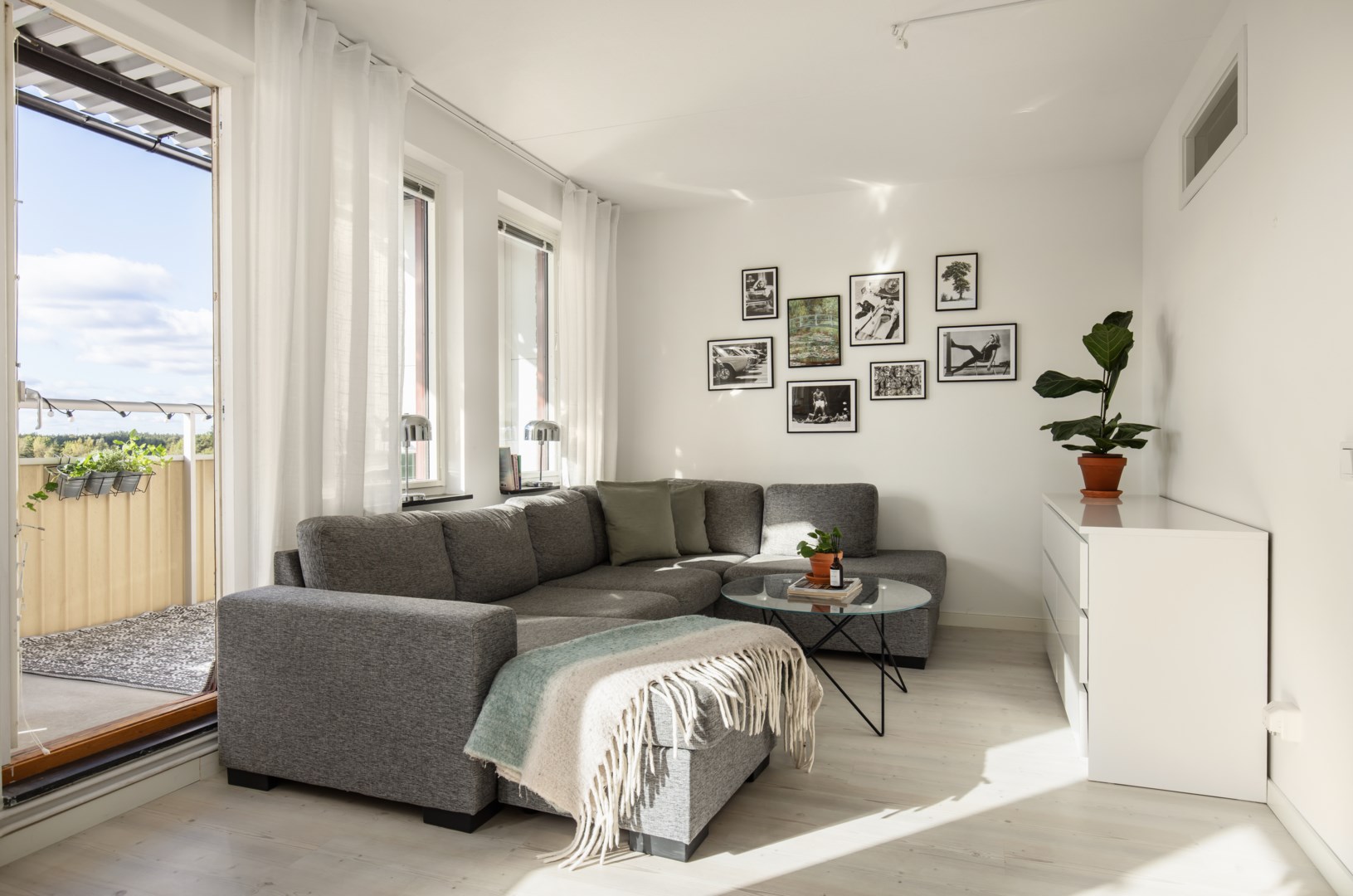 Bostadsbild från Skarpövägen 25, Till salu i Västra Orminge, Nacka