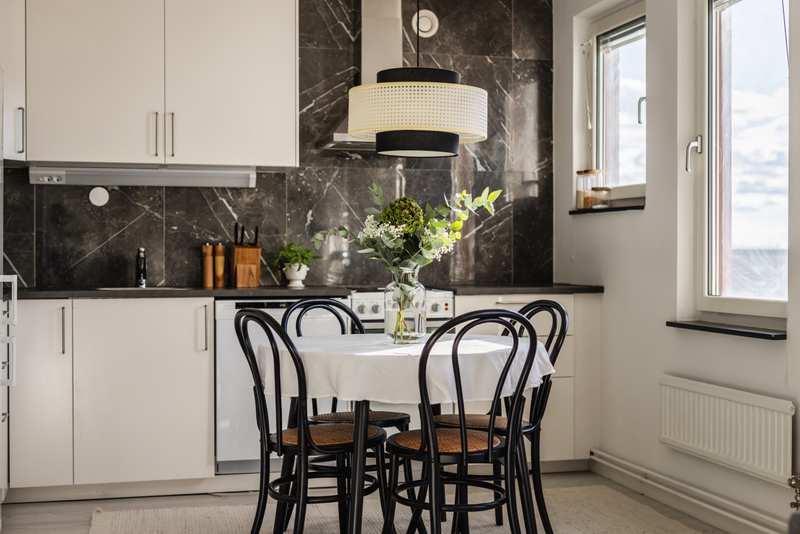 Bostadsbild från Skarpövägen 25, Till salu i Västra Orminge, Nacka