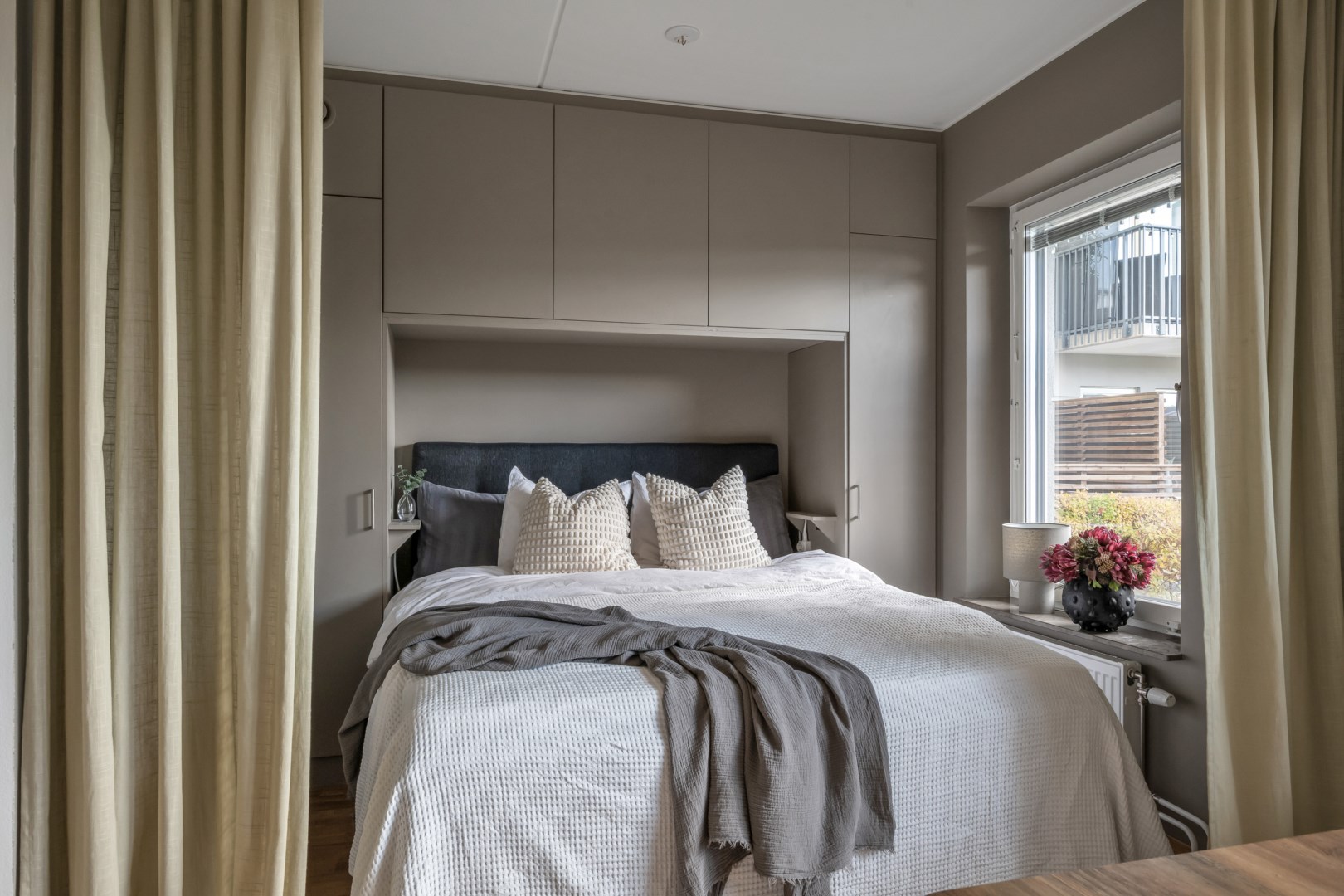 Bostadsbild från Råbyvägen 86, Till salu i Kapellgärdet, Uppsala