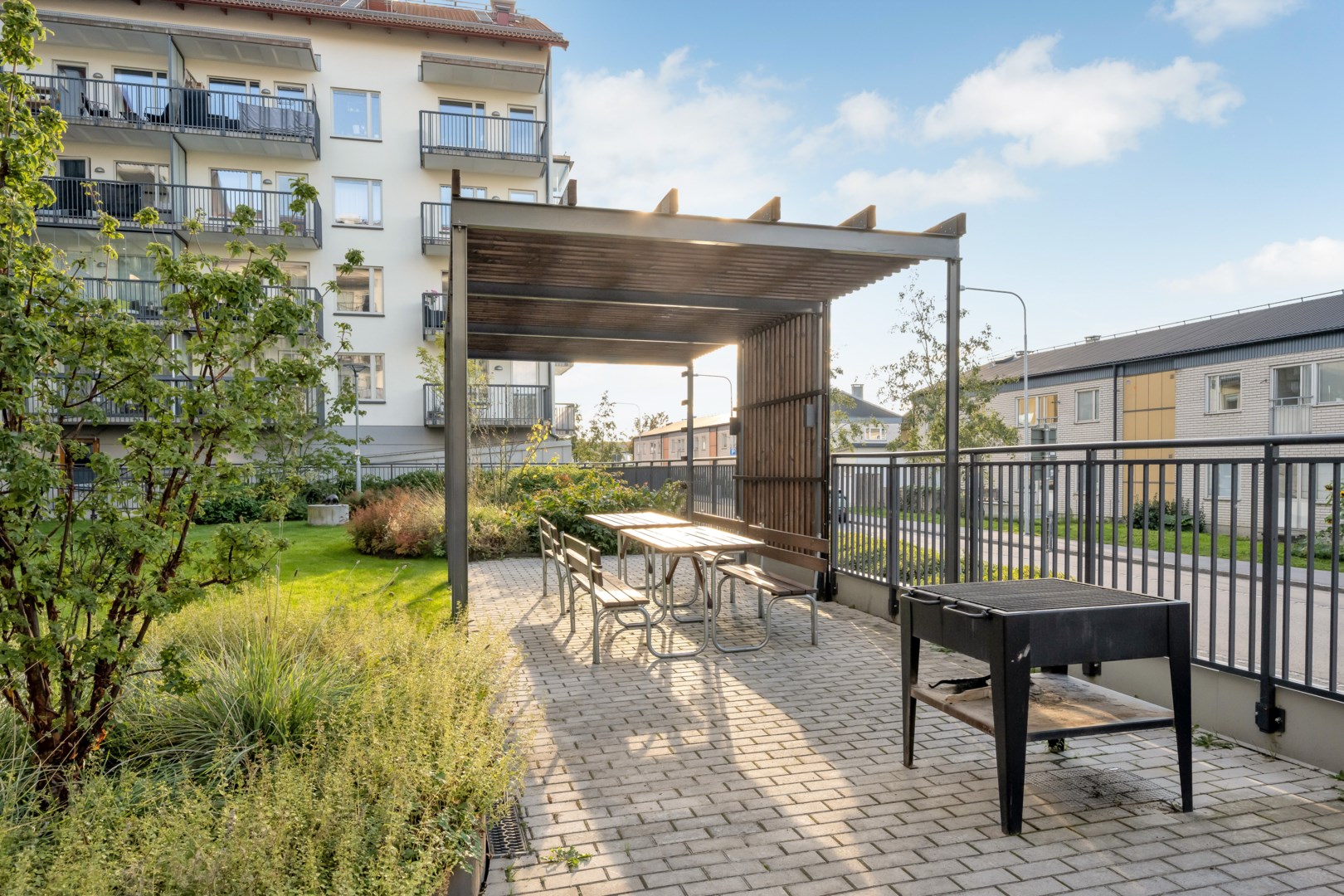 Bostadsbild från Råbyvägen 86, Till salu i Kapellgärdet, Uppsala