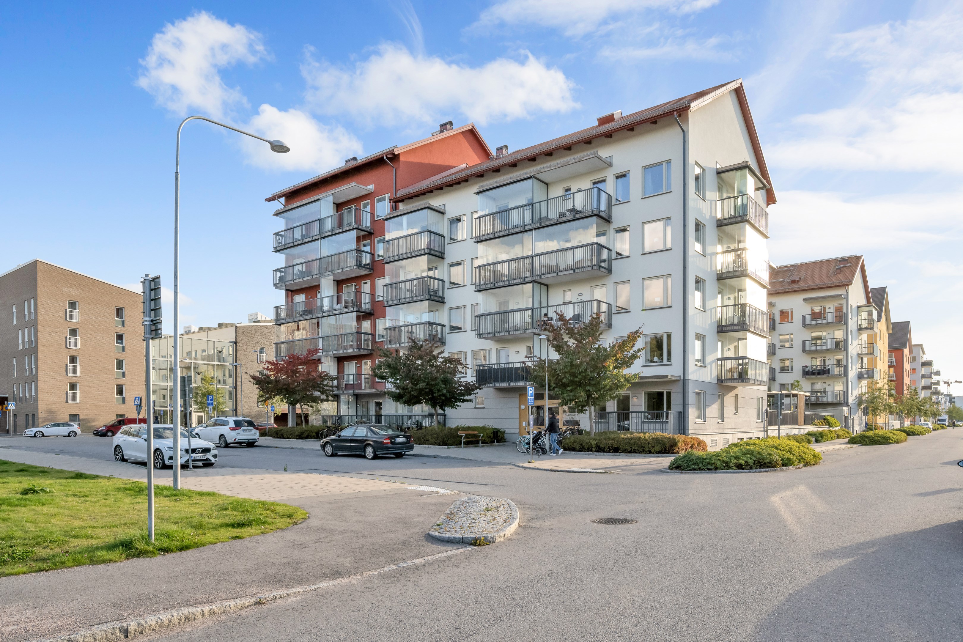 Bostadsbild från Råbyvägen 86, Till salu i Kapellgärdet, Uppsala