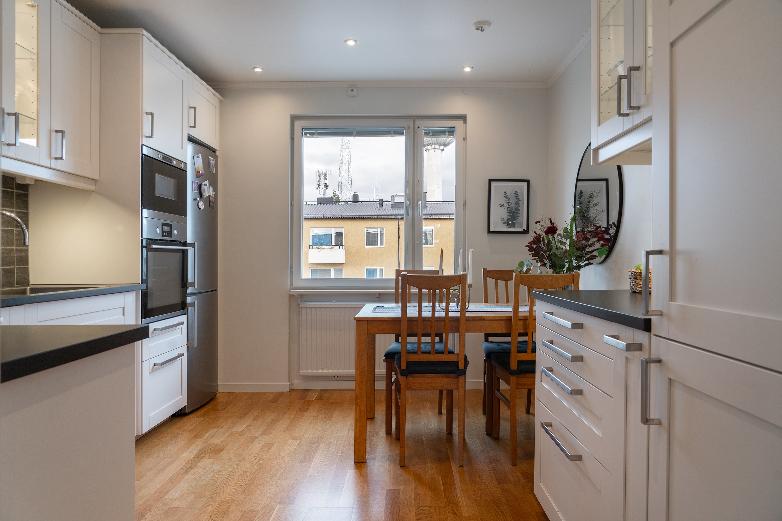 Bostadsbild från Tullingebergsvägen 18, Såld i G:a Tullingeberg, Botkyrka