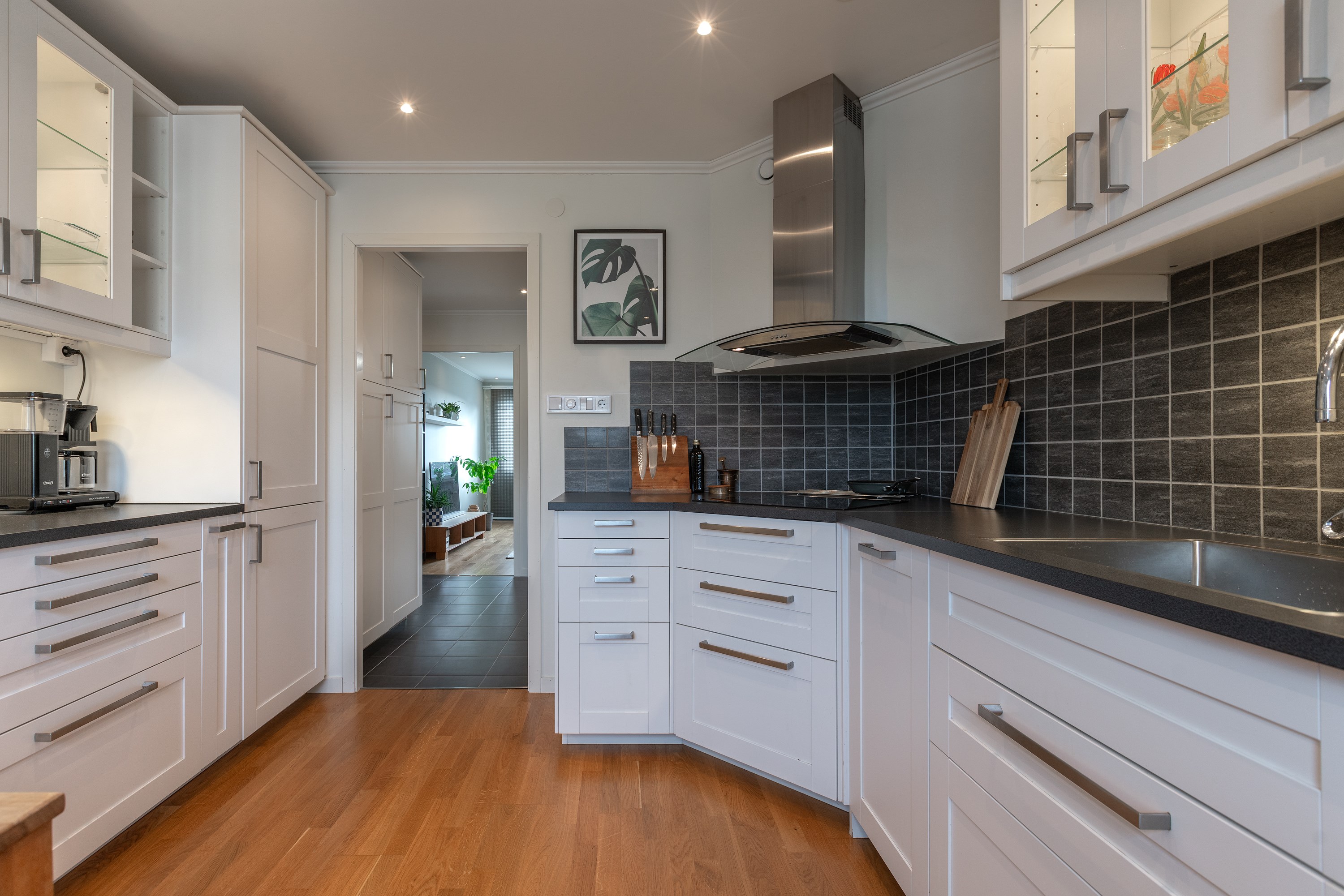 Bostadsbild från Tullingebergsvägen 18, Såld i G:a Tullingeberg, Botkyrka