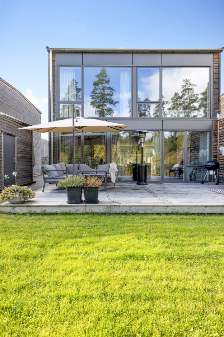 Bostadsbild från Böljemolnsvägen 53, Till salu i Fullerö, Uppsala