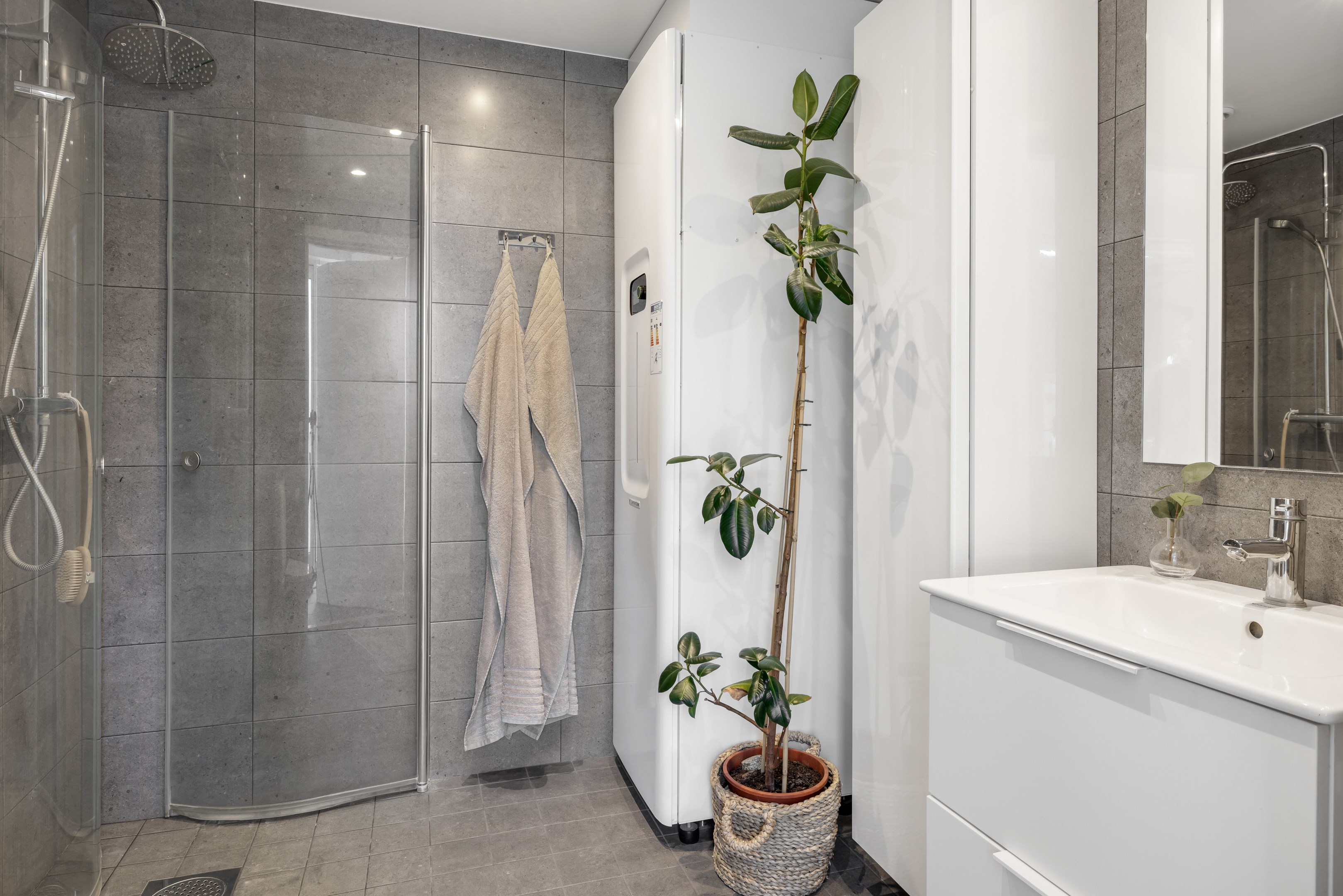 Bostadsbild från Böljemolnsvägen 53, Såld i Fullerö, Uppsala