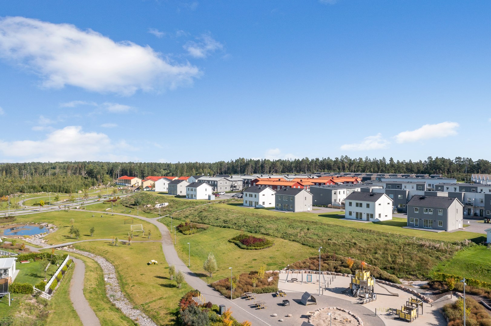 Bostadsbild från Böljemolnsvägen 53, Till salu i Fullerö, Uppsala