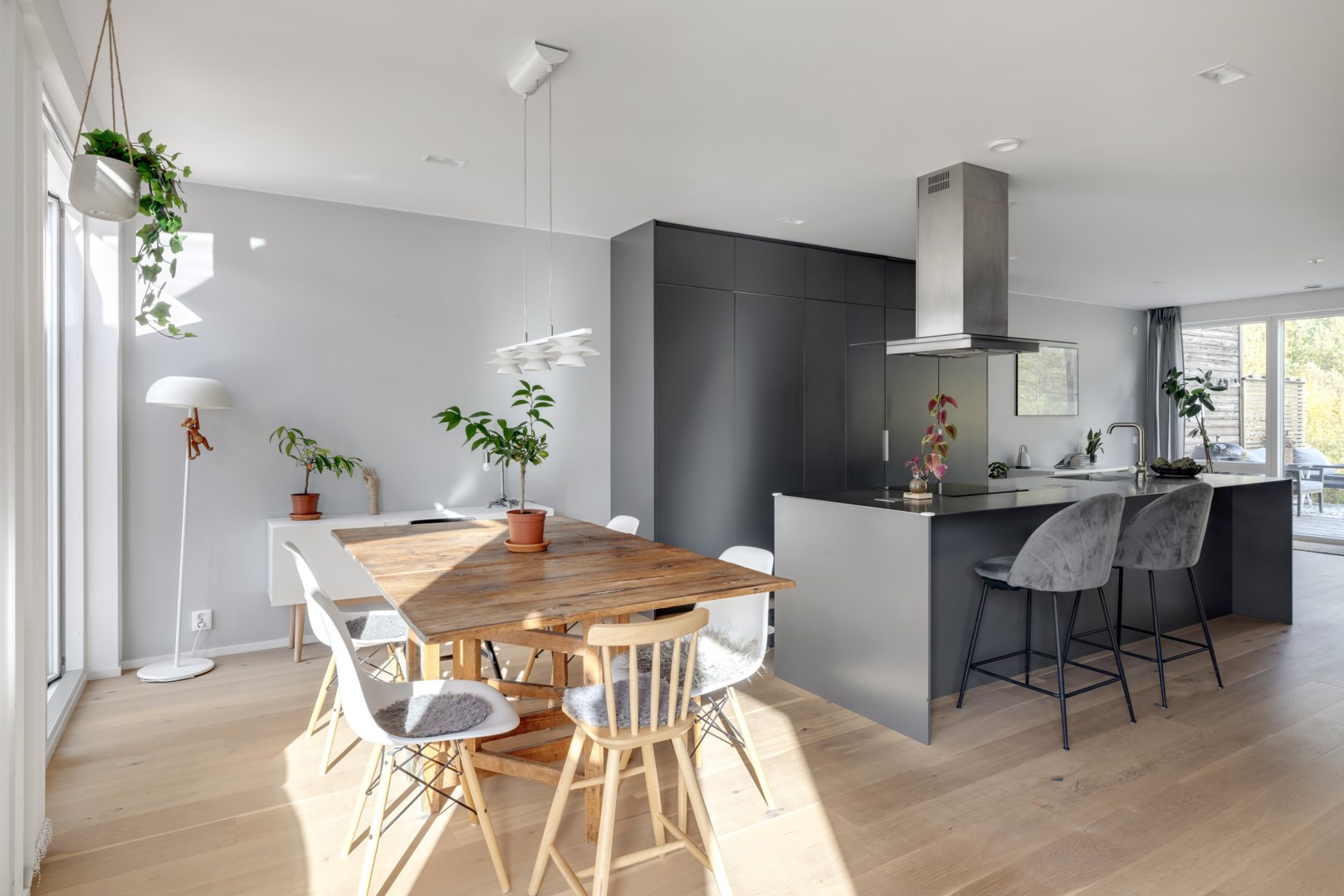 Bostadsbild från Böljemolnsvägen 53, Till salu i Fullerö, Uppsala