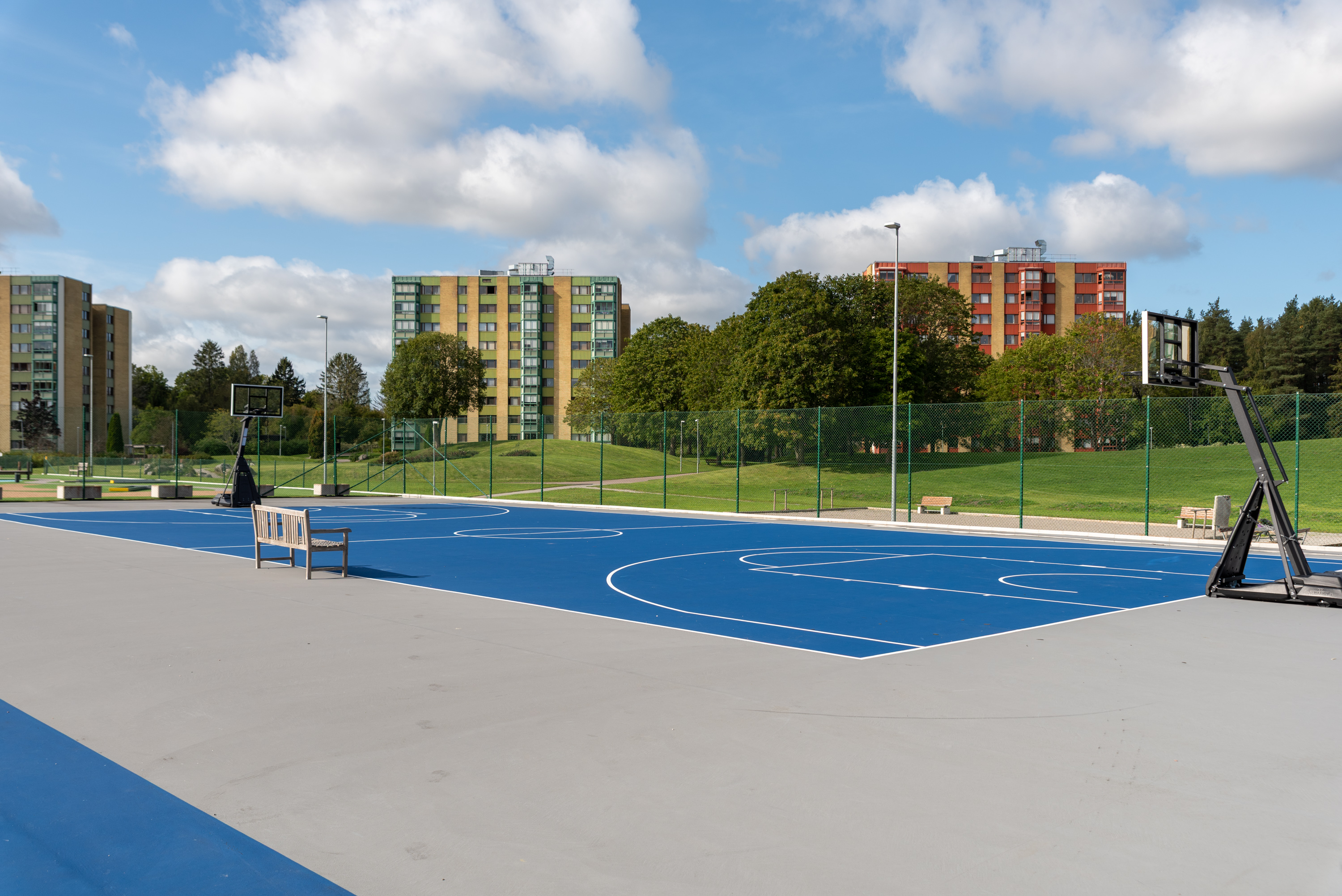 Bostadsbild från Släggkastargatan 11, Såld i Rönnby, Västerås