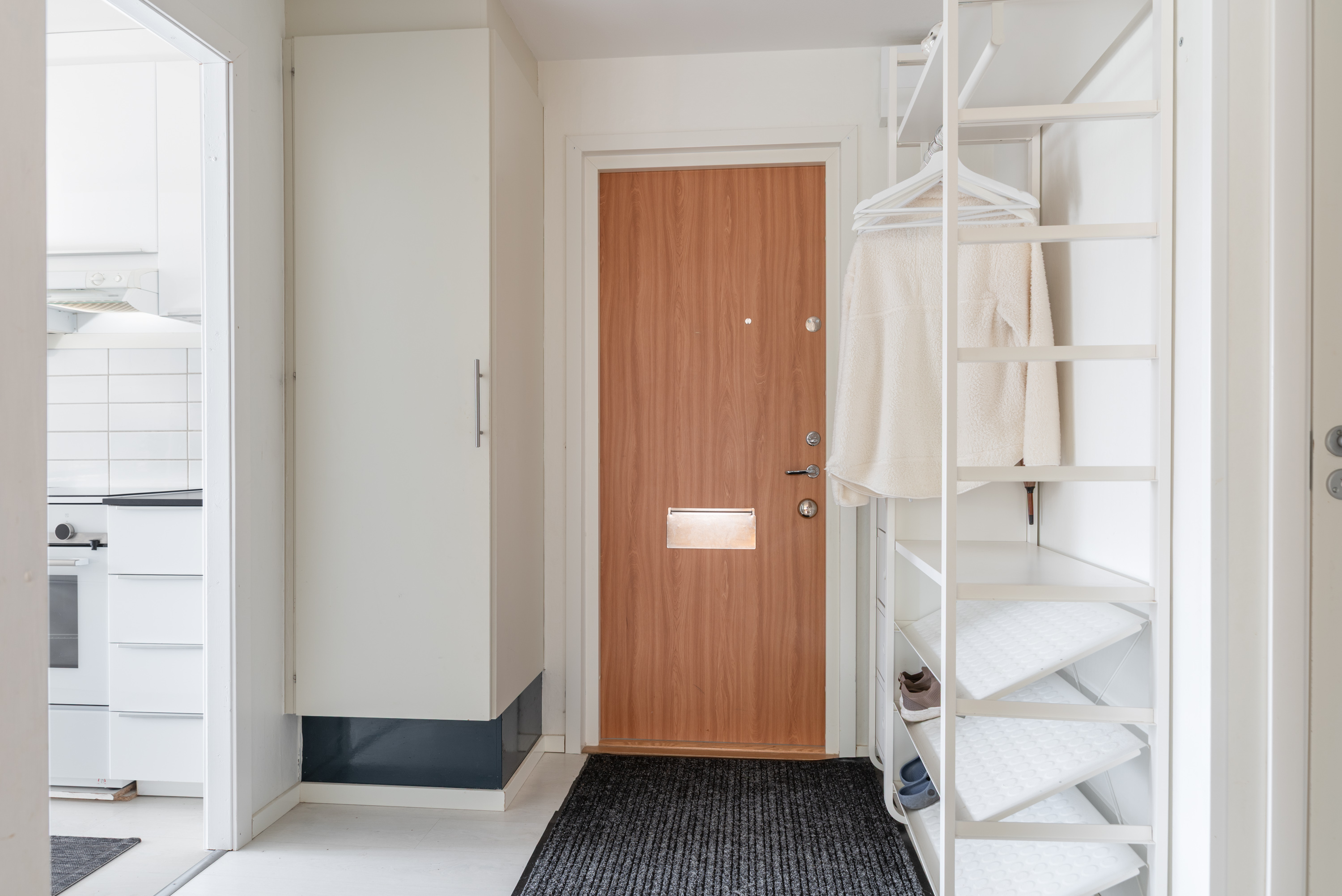 Bostadsbild från Släggkastargatan 11, Såld i Rönnby, Västerås