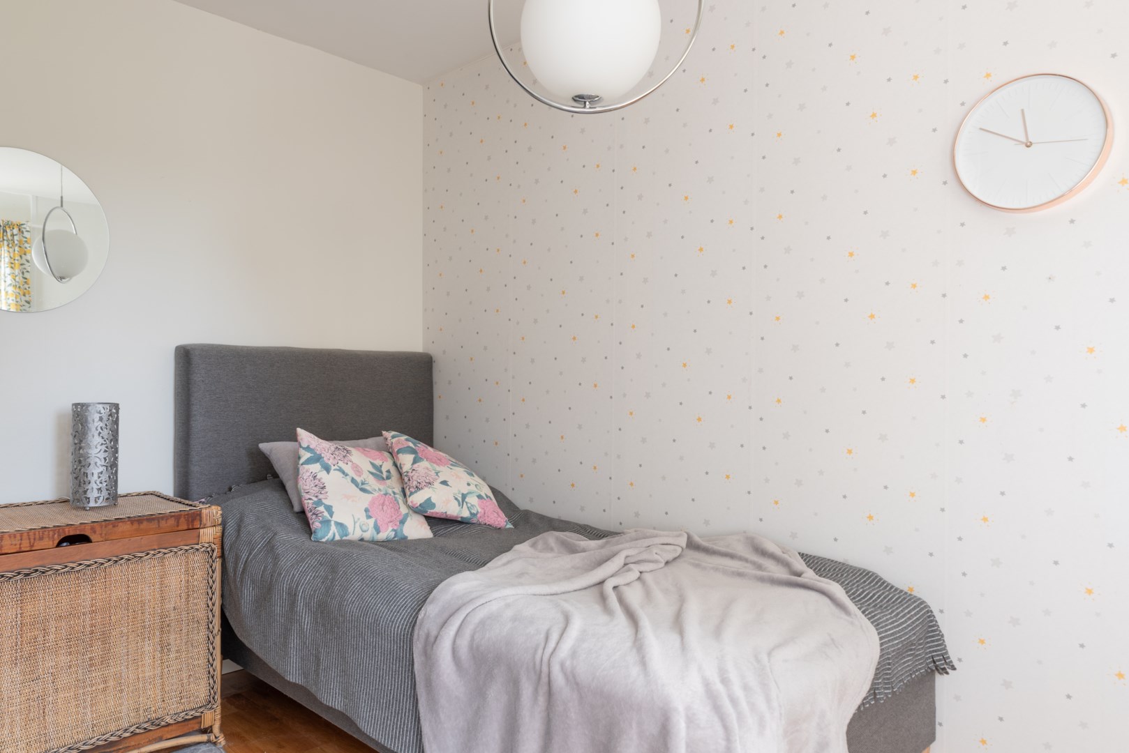 Bostadsbild från Släggkastargatan 11, Såld i Rönnby, Västerås