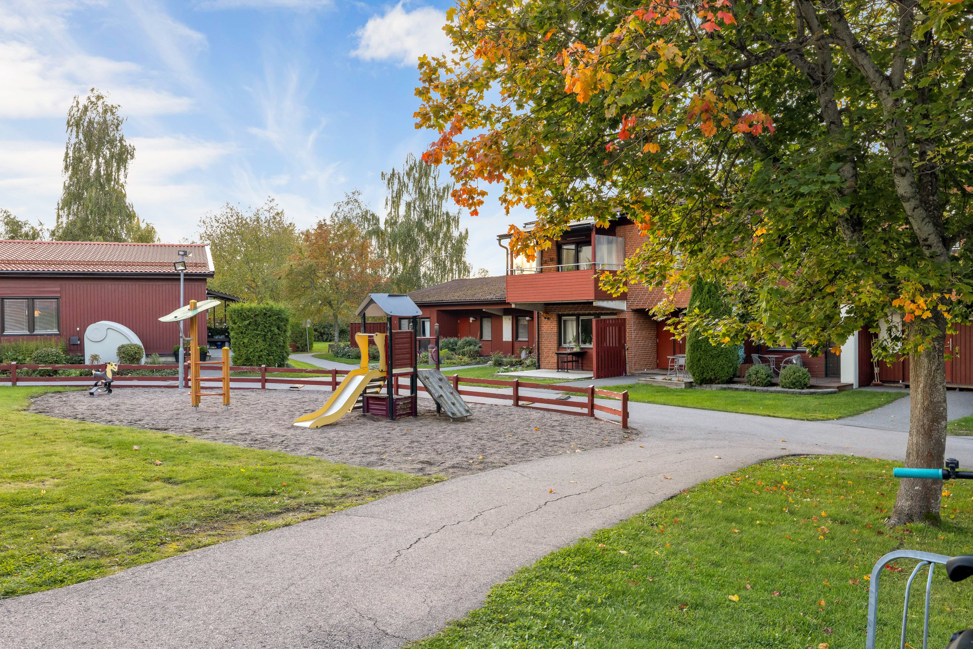 Bostadsbild från Vangsbyvägen 38, Kommande i Vänge, Uppsala