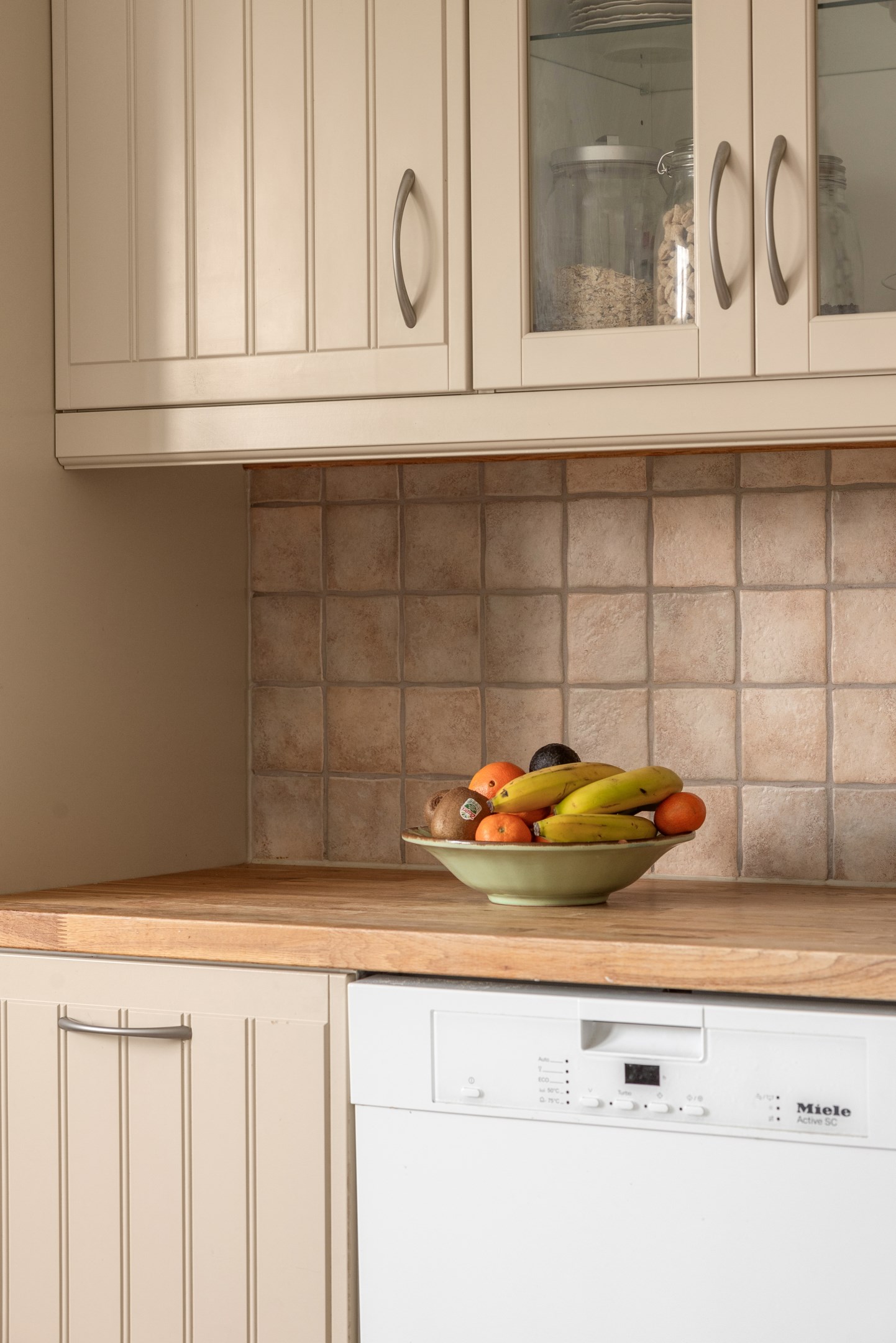 Bostadsbild från Vangsbyvägen 38, Kommande i Vänge, Uppsala