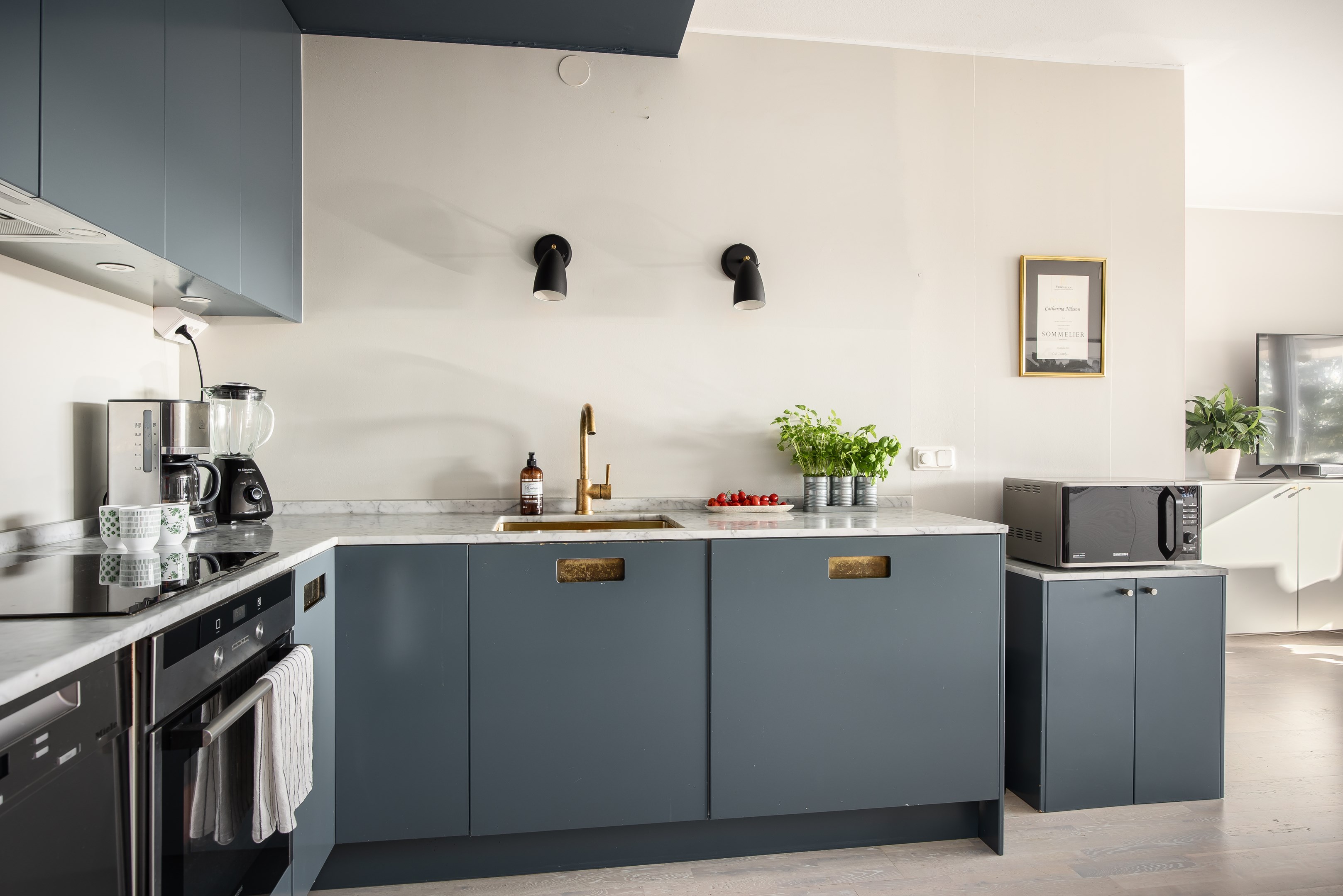 Bostadsbild från Ljuskärrsvägen 37, Kommande i Ljuskärrsberget - Saltsjöbaden, Nacka