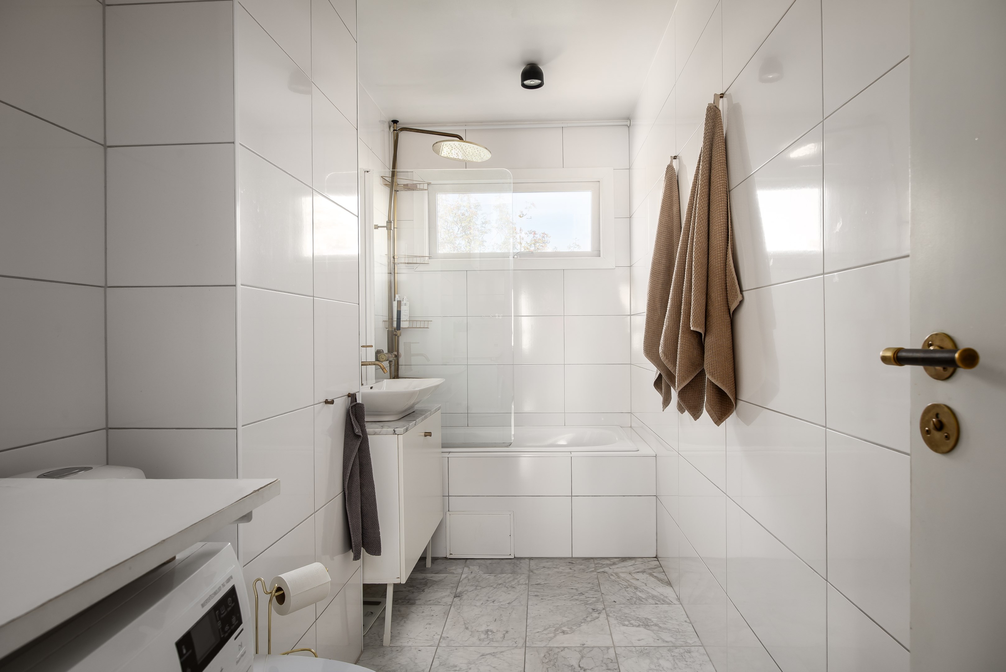 Bostadsbild från Ljuskärrsvägen 37, Kommande i Ljuskärrsberget - Saltsjöbaden, Nacka