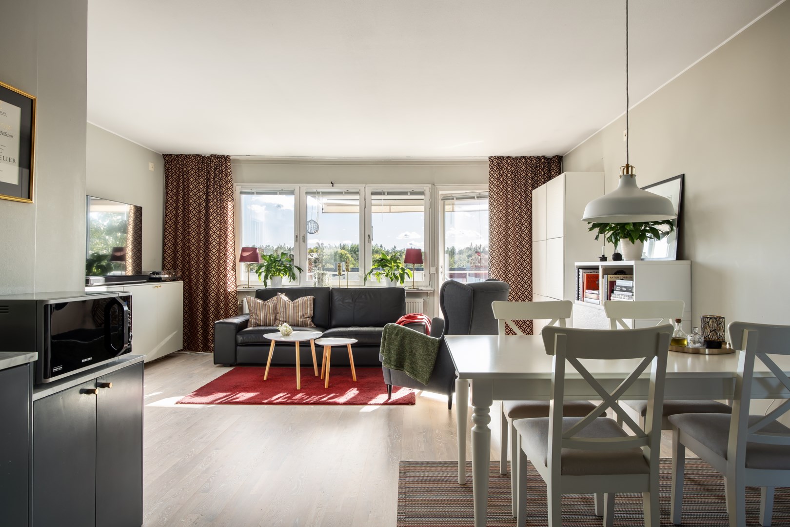 Bostadsbild från Ljuskärrsvägen 37, Kommande i Ljuskärrsberget - Saltsjöbaden, Nacka