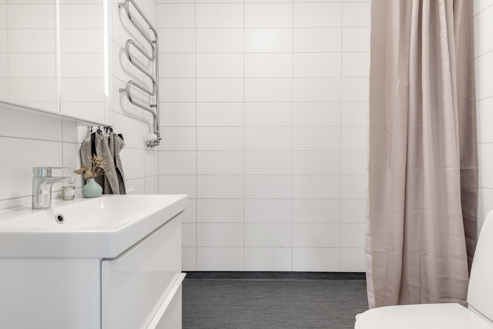 Bostadsbild från Plugghakevägen 1, Såld i Gunsta, Uppsala