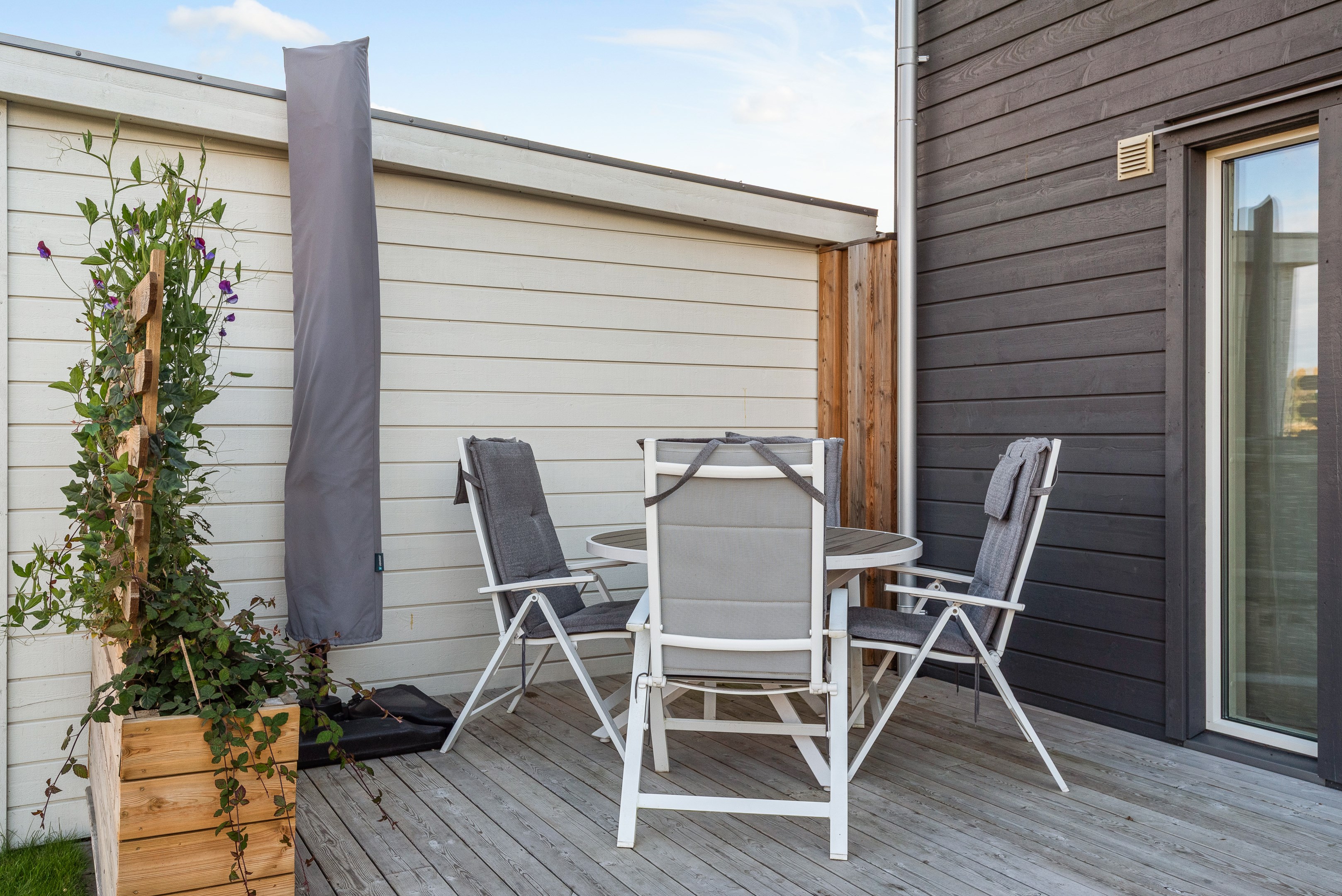 Bostadsbild från Plugghakevägen 1, Såld i Gunsta, Uppsala