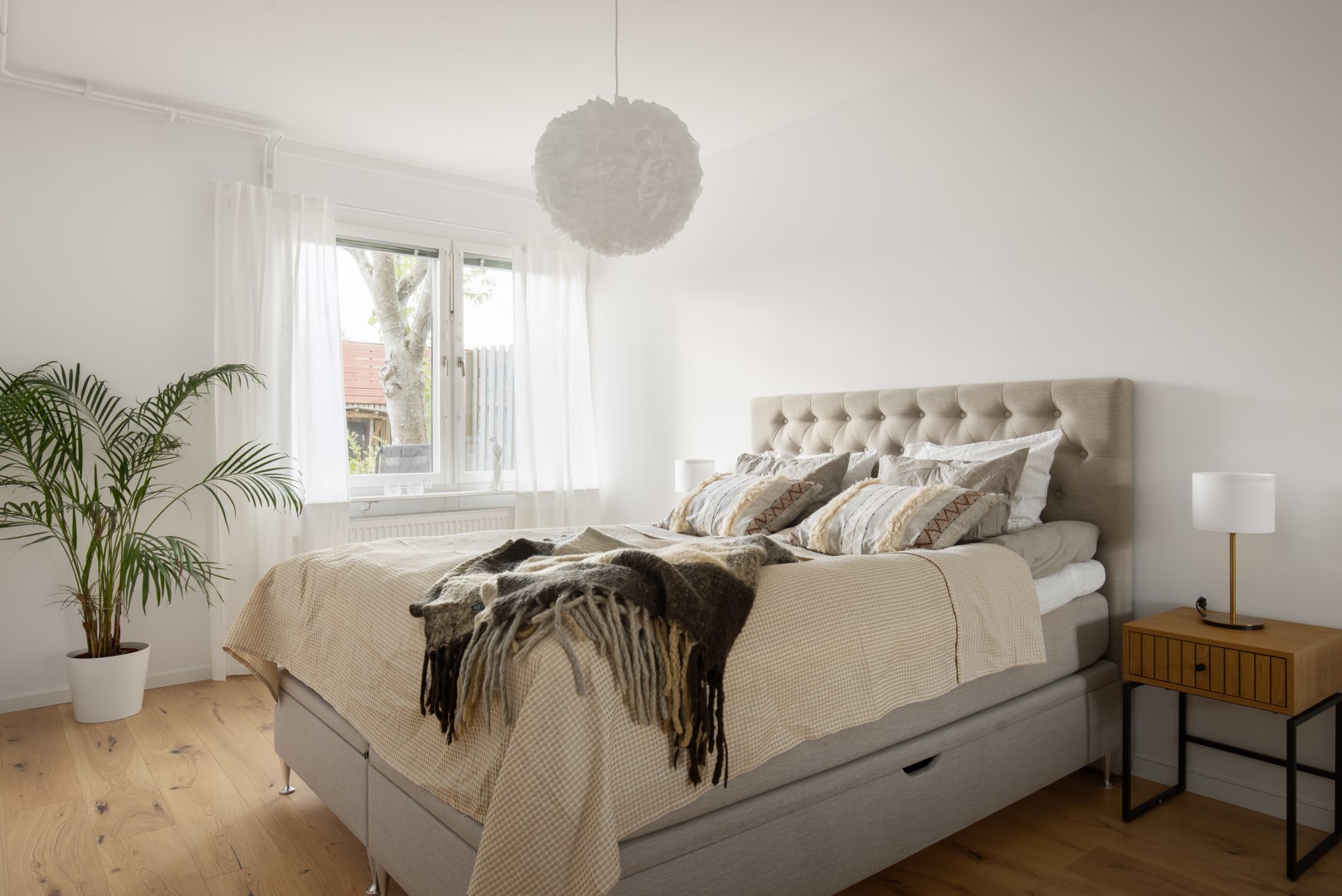 Bostadsbild från Ljuskärrsvägen 38, Till salu i Ljuskärrsberget - Saltsjöbaden, Nacka