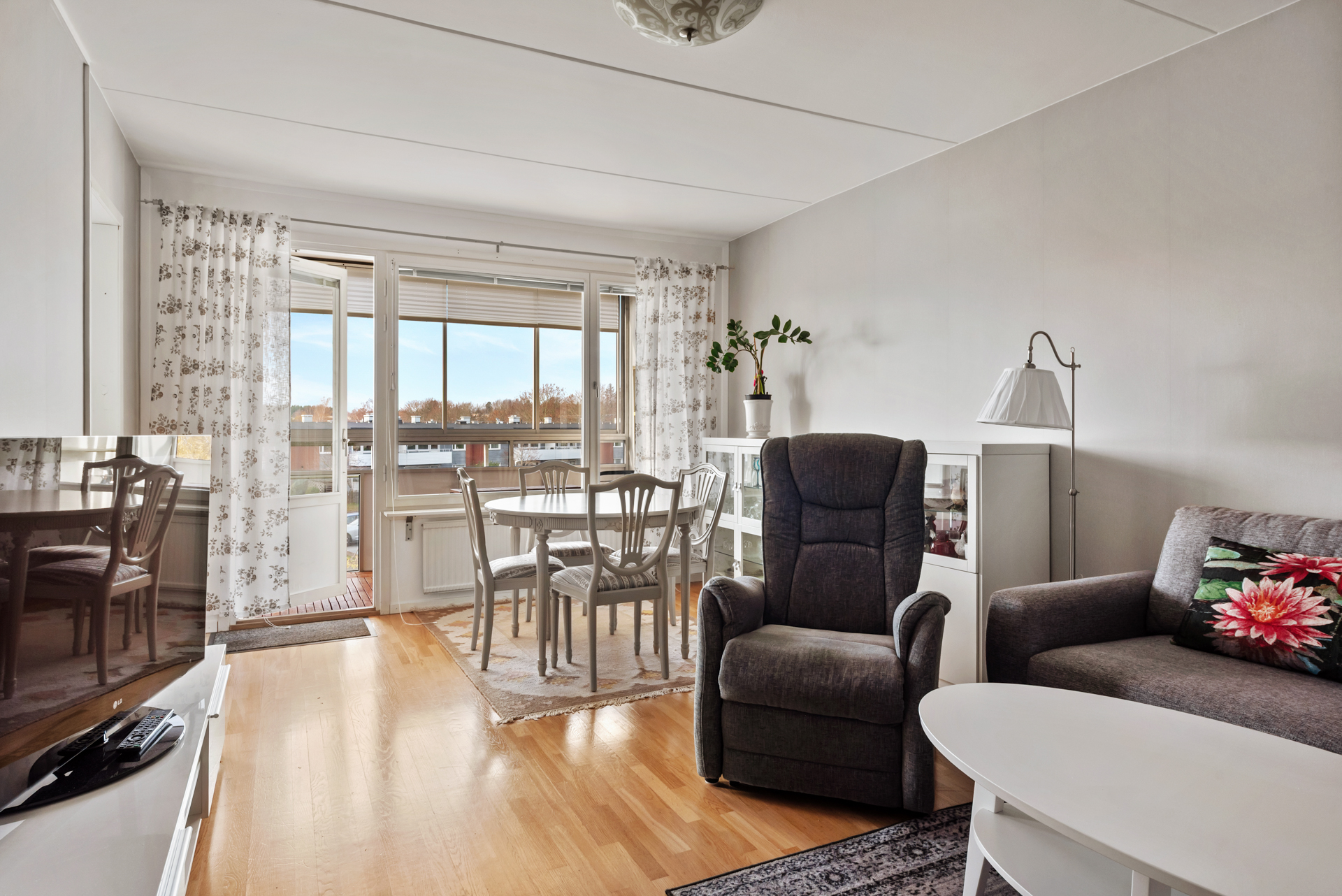 Bostadsbild från Grindvägen 4E, Såld i Grind, Norrtälje