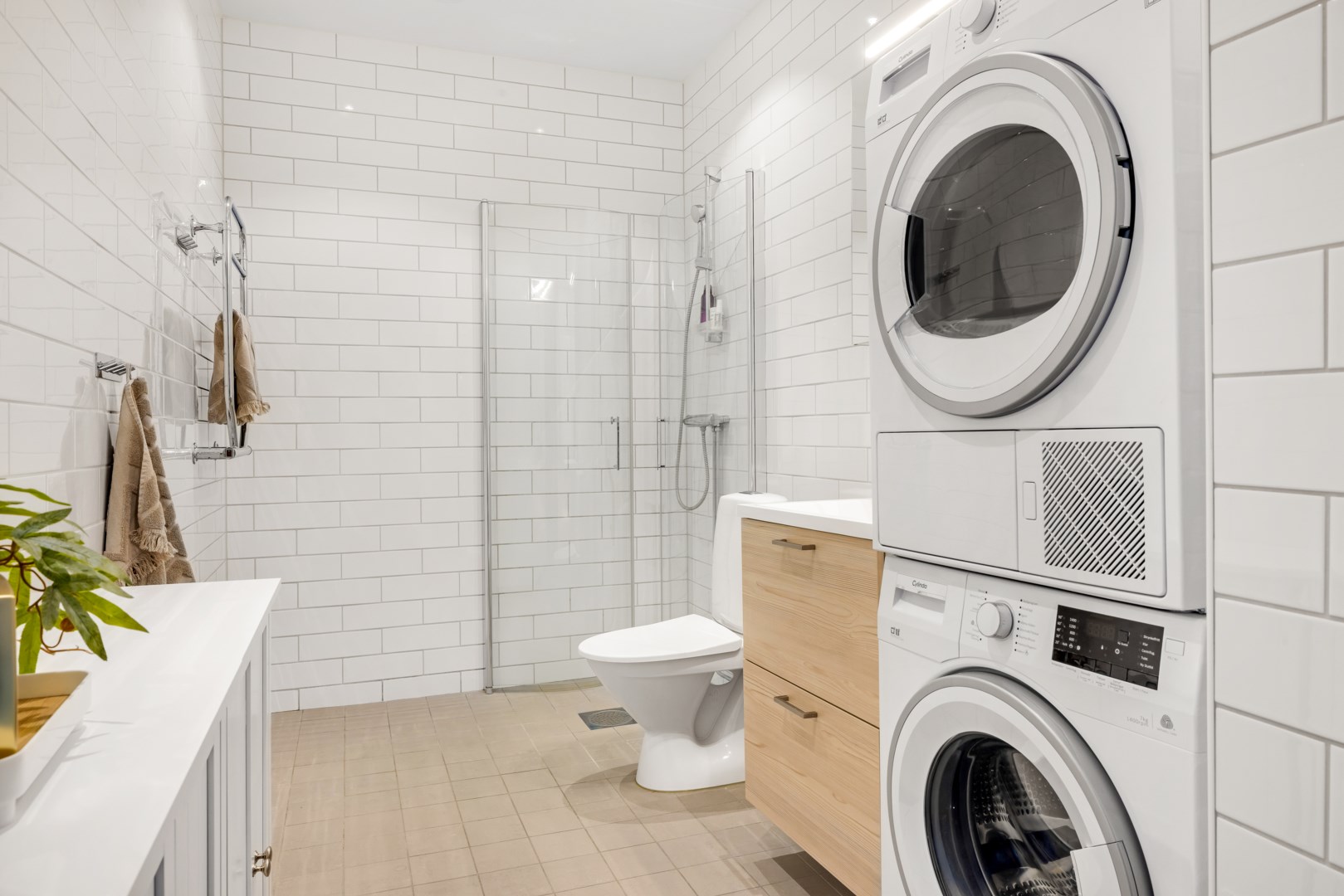 Bostadsbild från Fyrislundsgatan 21A, Såld i Salabacke, Uppsala