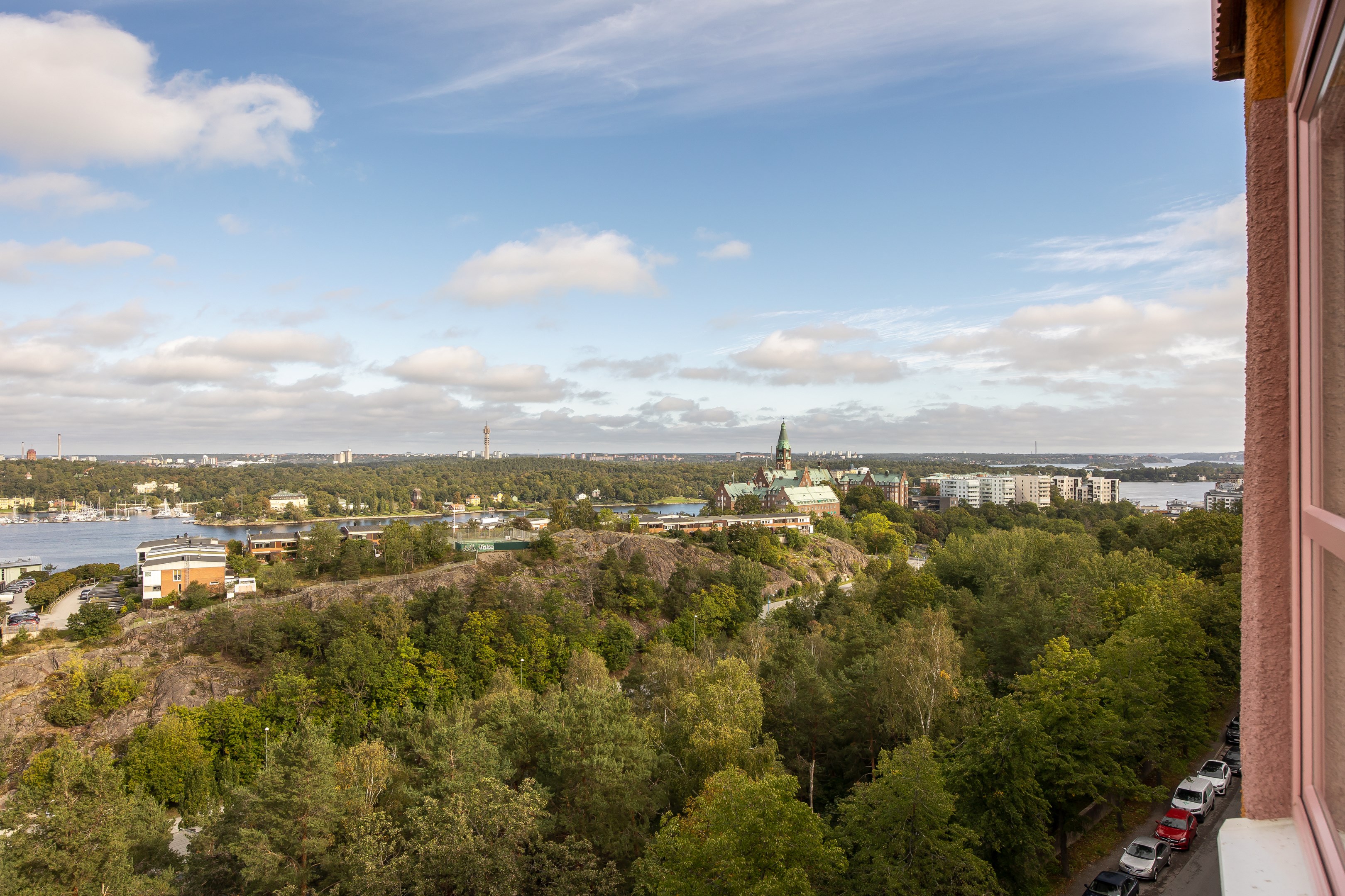 Bostadsbild från Henriksdalsringen 37, Såld i Henriksdalsberget, Nacka