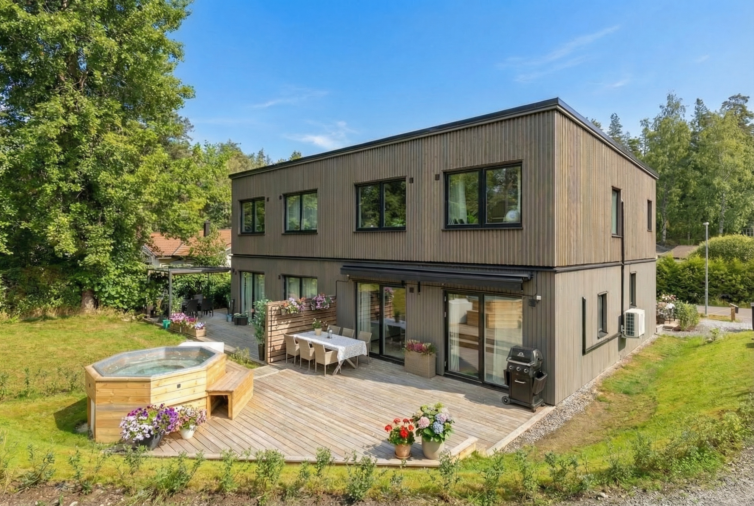 Bostadsbild från Bågvägen 6 B, Såld i Kummelnäs, Nacka