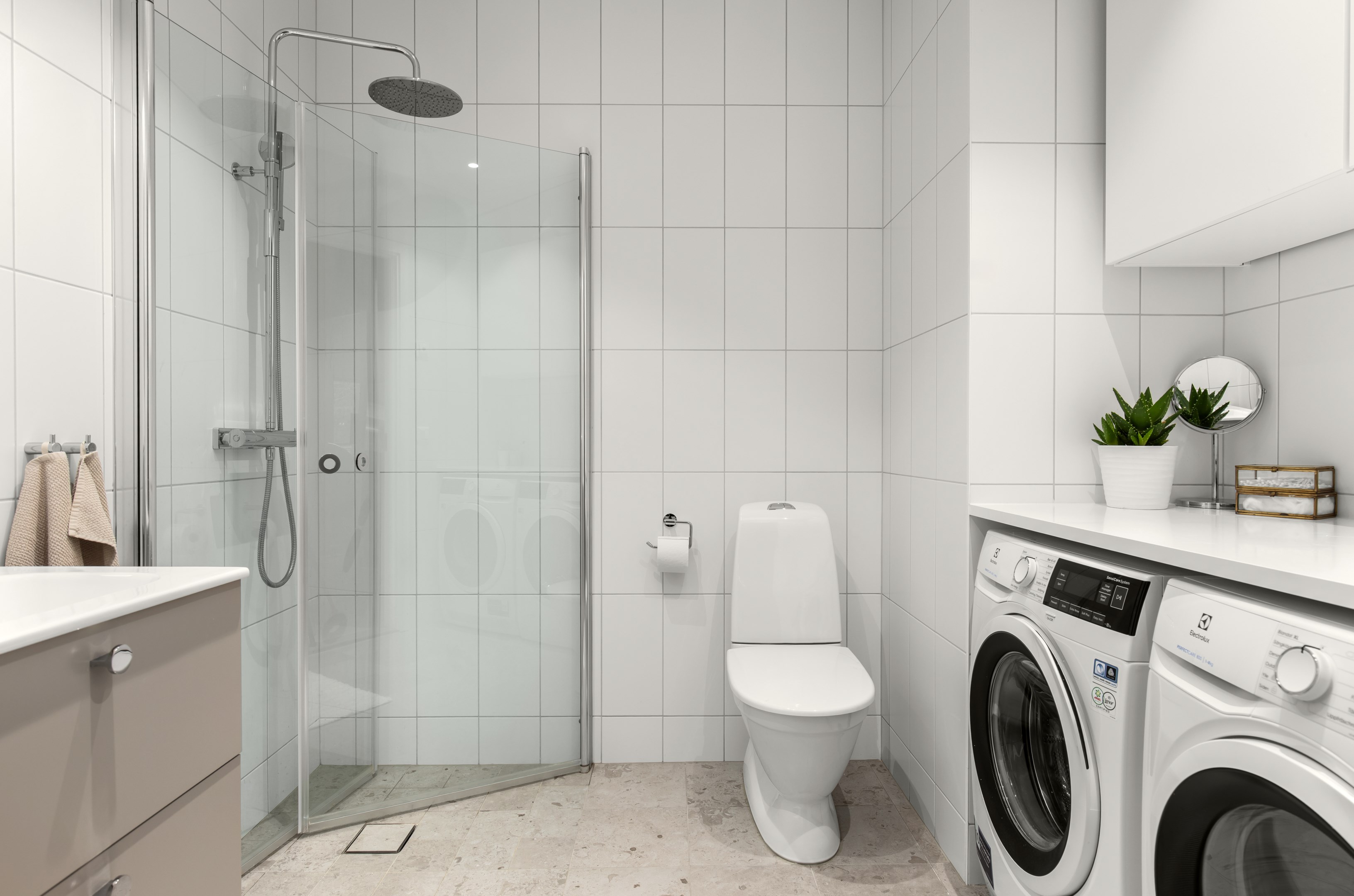 Bostadsbild från Bågvägen 6 B, Till salu i Kummelnäs, Nacka