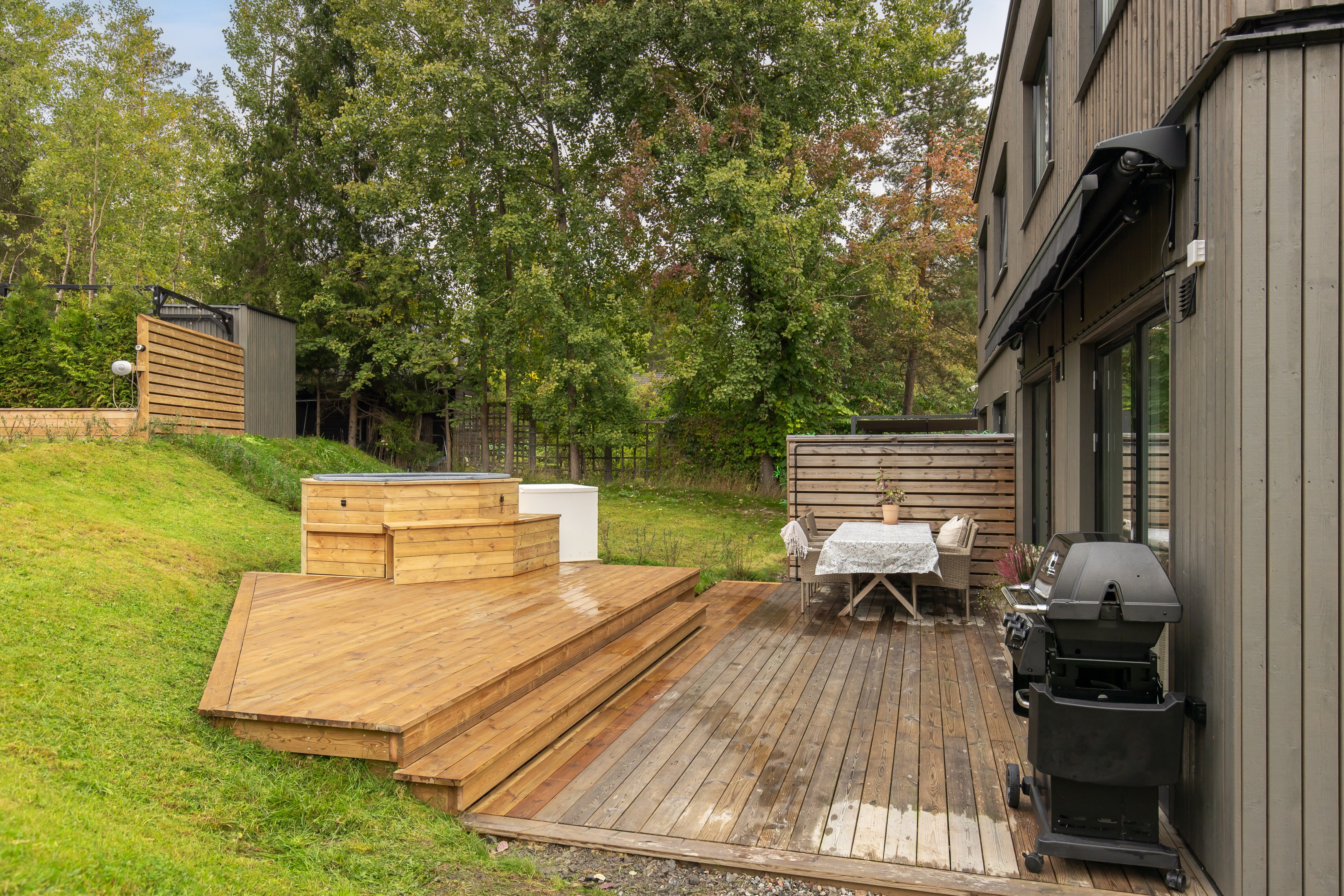 Bostadsbild från Bågvägen 6 B, Till salu i Kummelnäs, Nacka