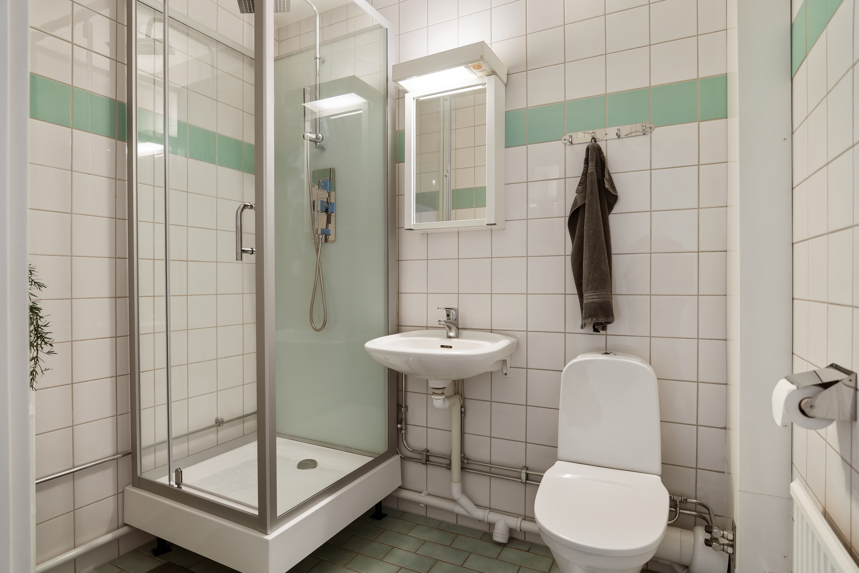 Bostadsbild från Ornövägen 12, Till salu i Västra Orminge, Nacka