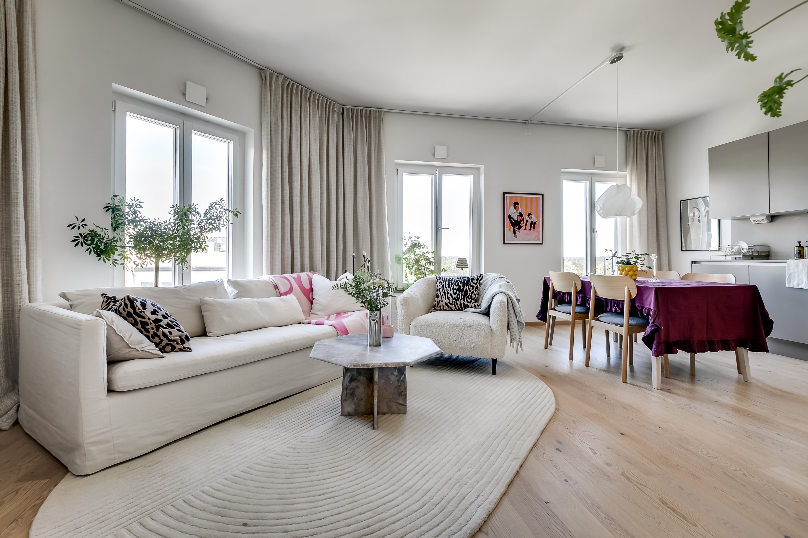 Bostadsbild från Nya gatan 1, Till salu i Nacka Forum, Nacka