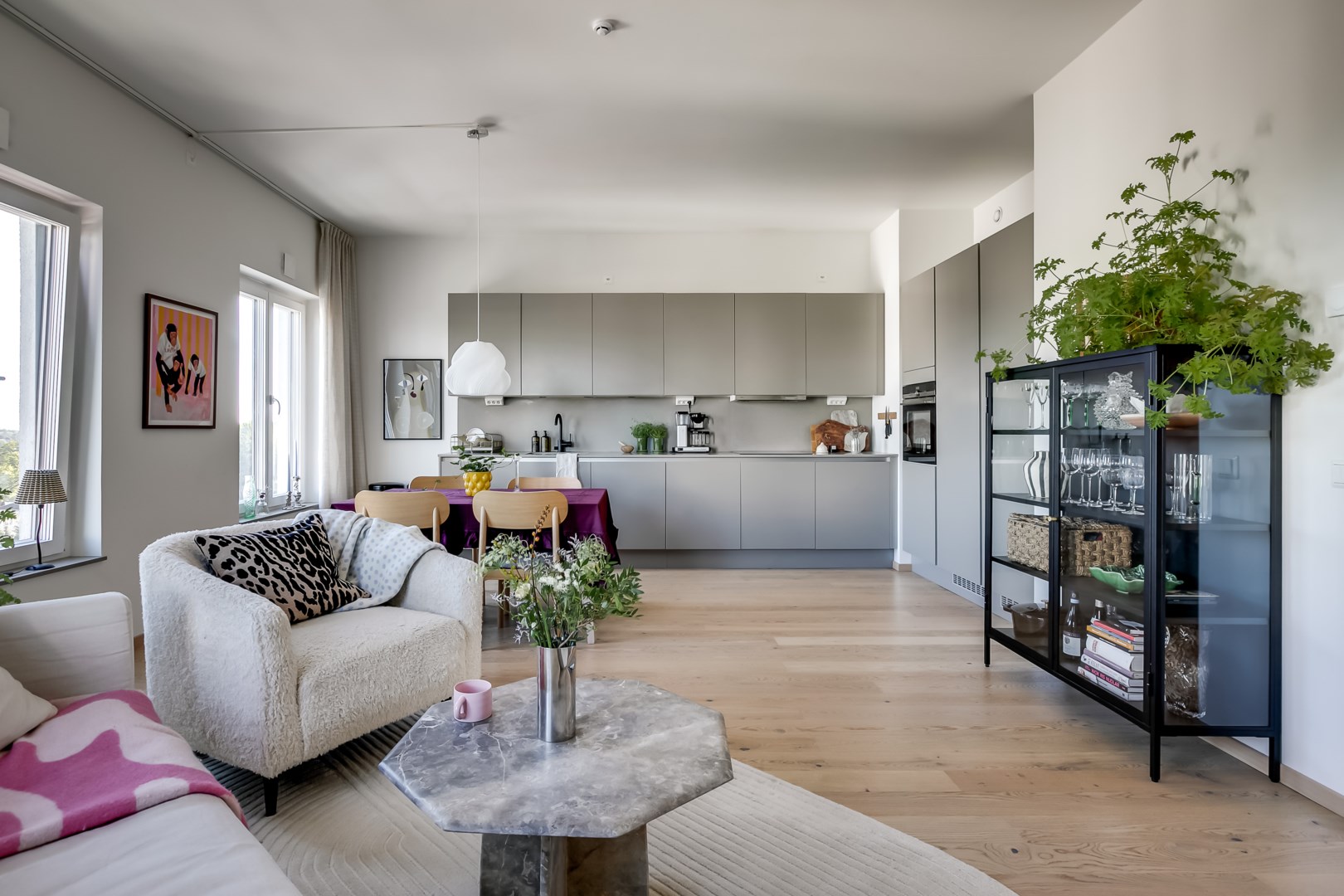 Bostadsbild från Nya gatan 1, Till salu i Nacka Forum, Nacka