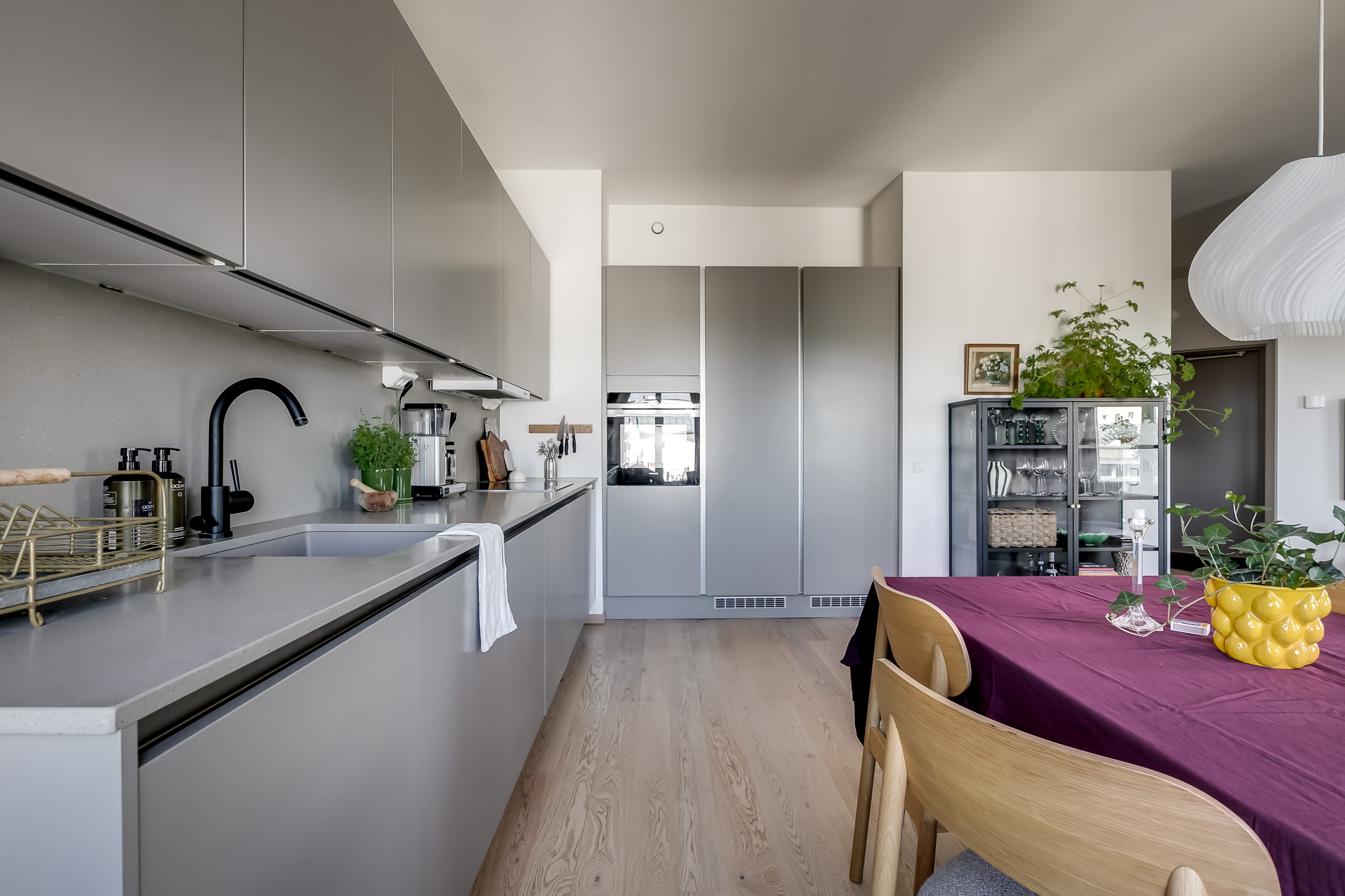 Bostadsbild från Nya gatan 1, Till salu i Nacka Forum, Nacka