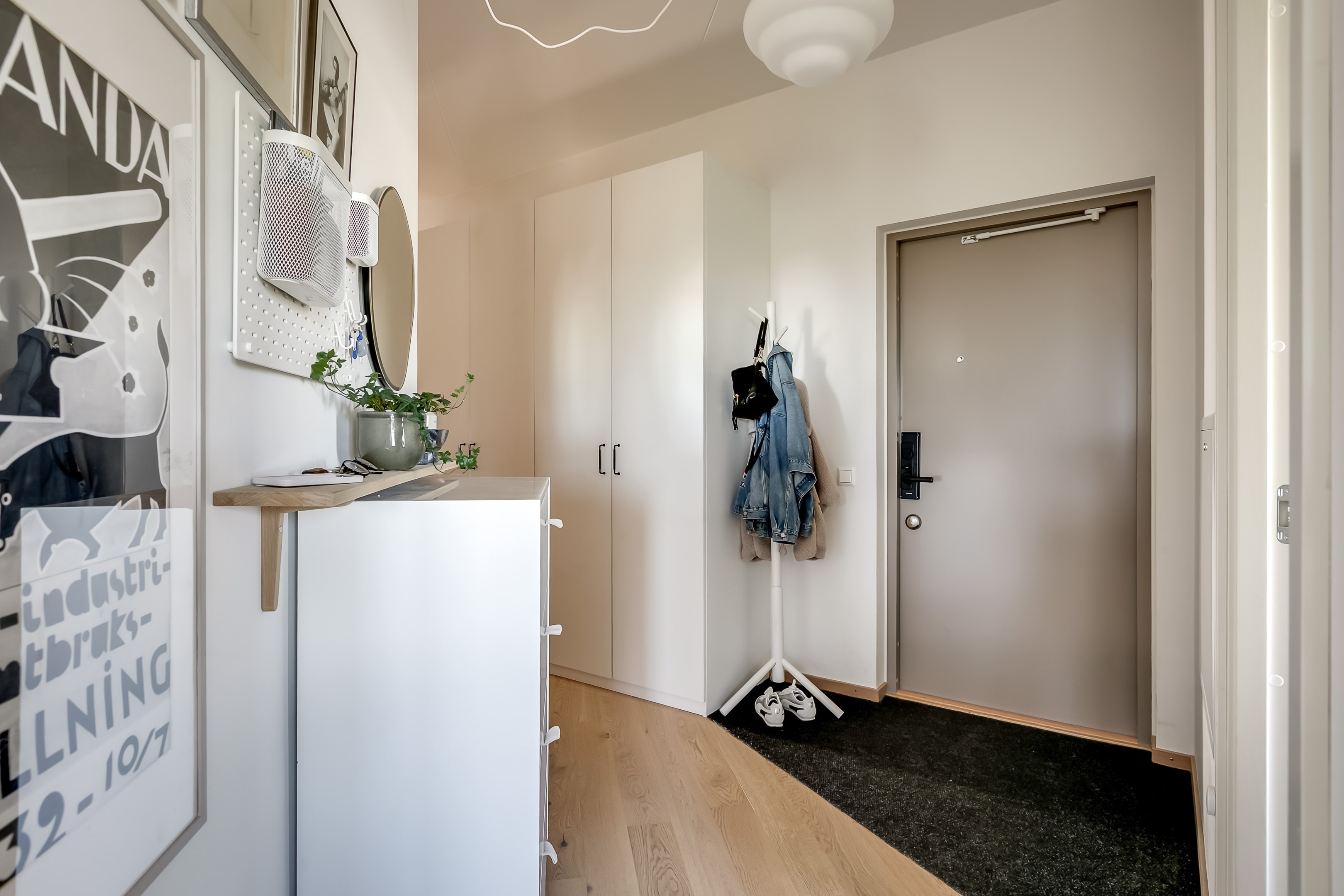 Bostadsbild från Nya gatan 1, Till salu i Nacka Forum, Nacka