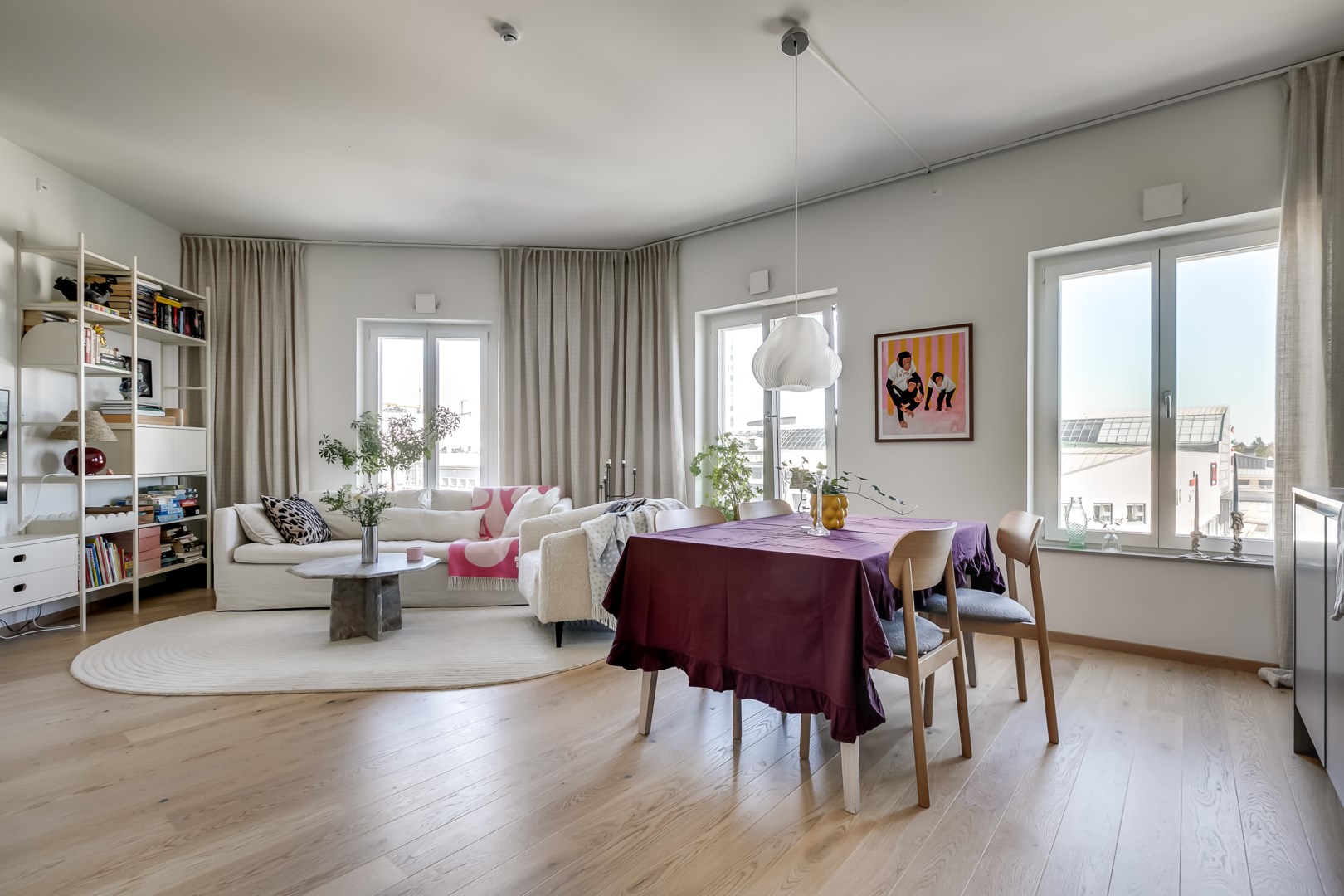 Bostadsbild från Nya gatan 1, Till salu i Nacka Forum, Nacka