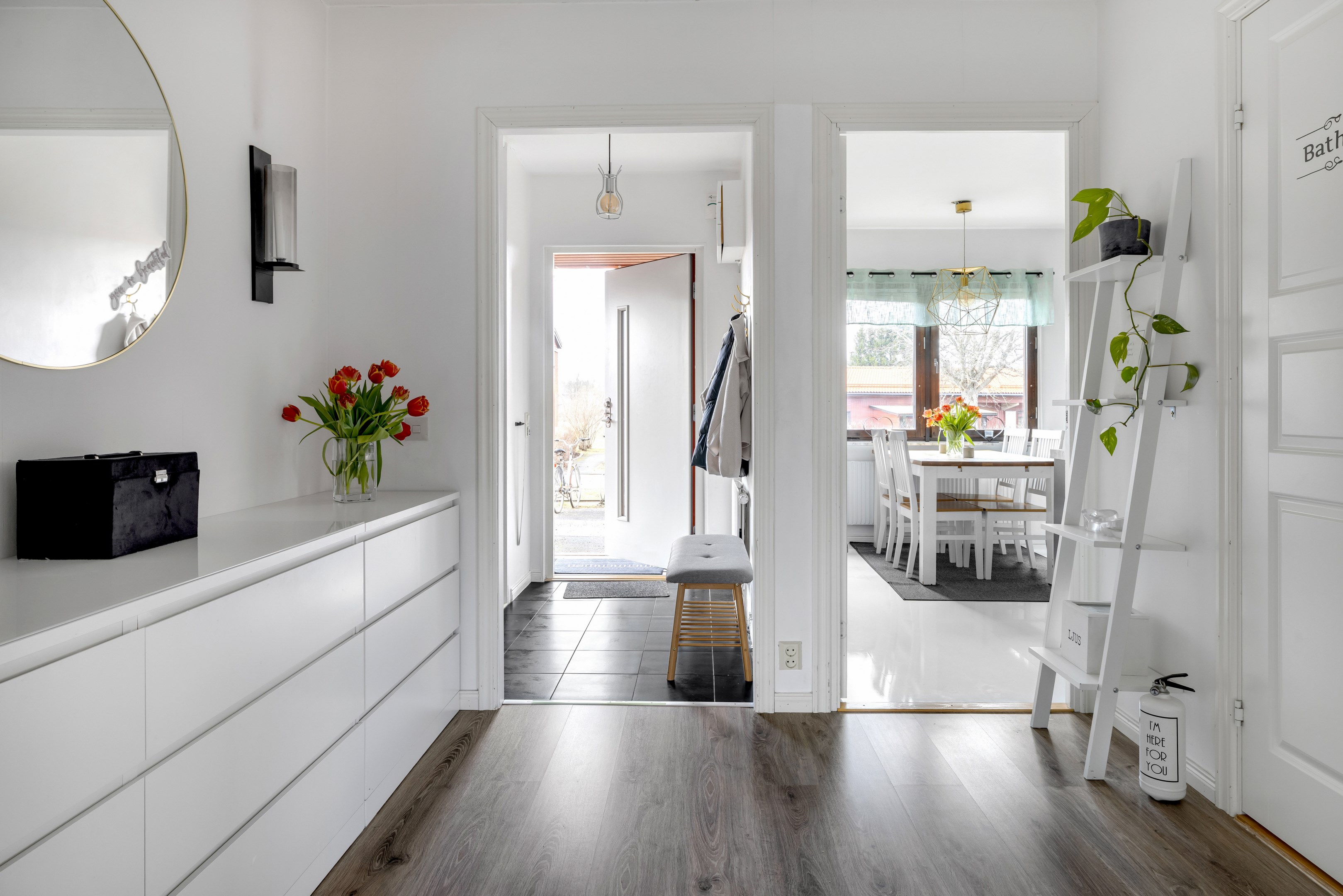 Bostadsbild från Vangsbyvägen 70, Till salu i Vänge, Uppsala