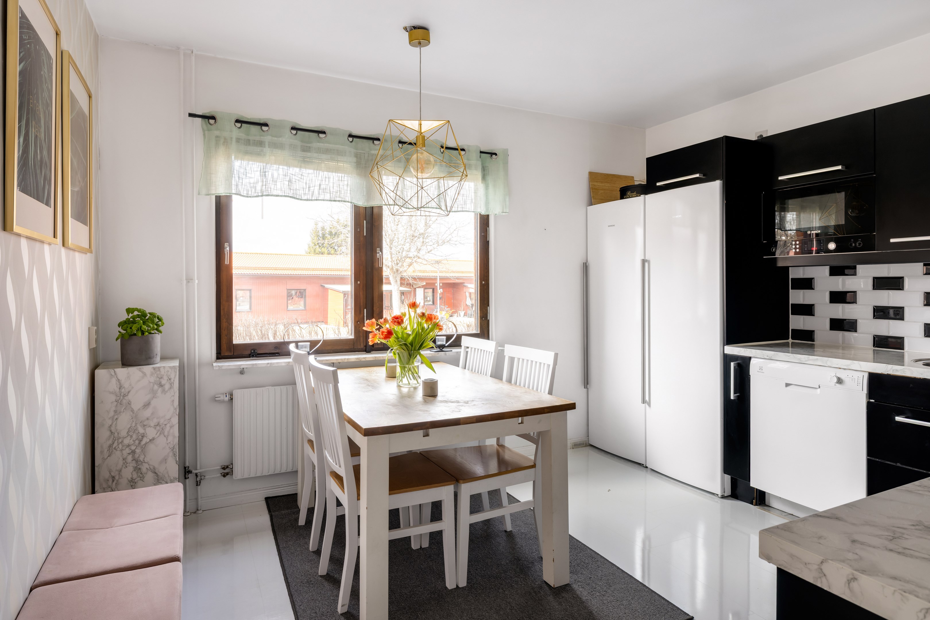 Bostadsbild från Vangsbyvägen 70, Till salu i Vänge, Uppsala