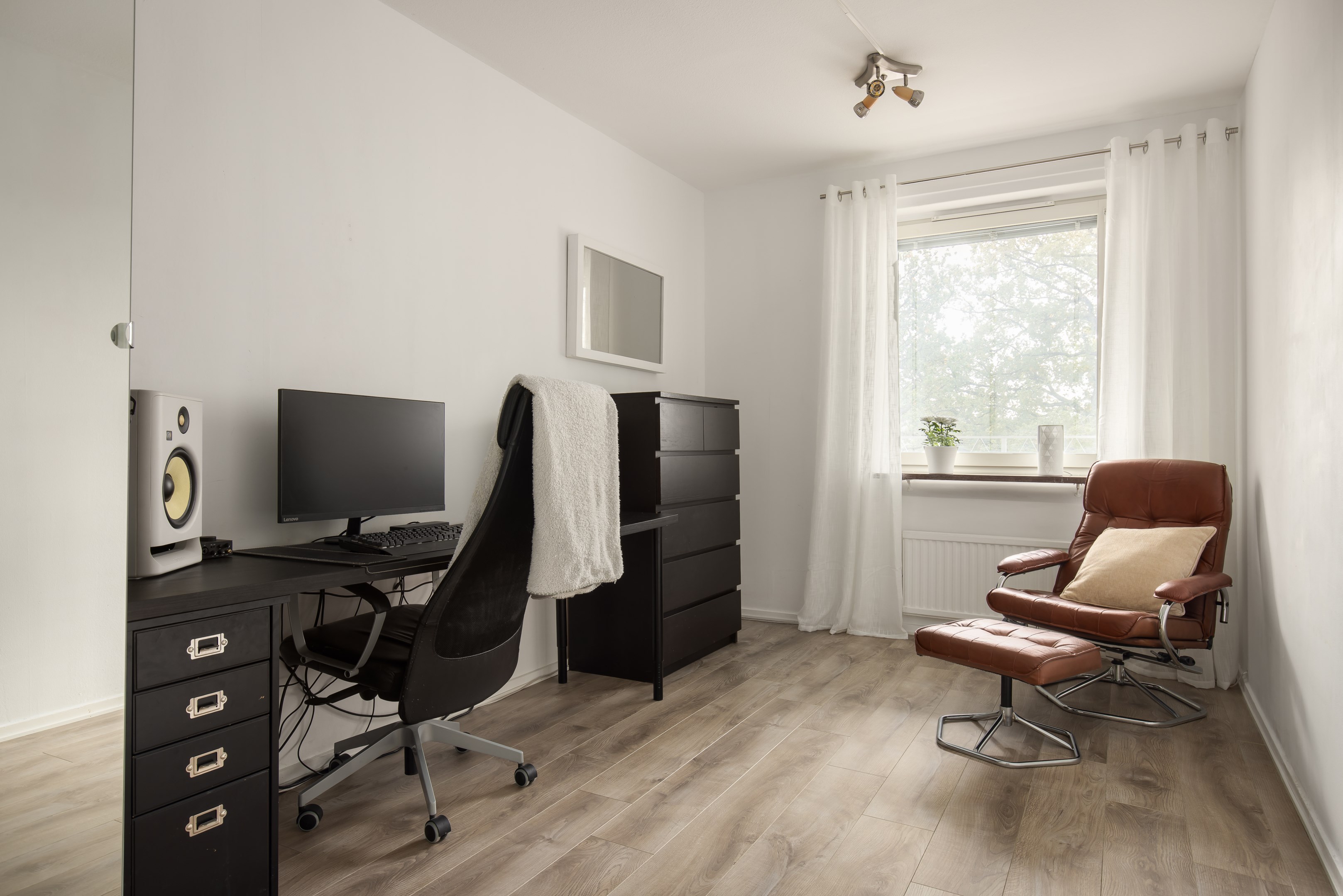 Bostadsbild från Per Hallströms Väg 6, Till salu i Forum Nacka, Nacka