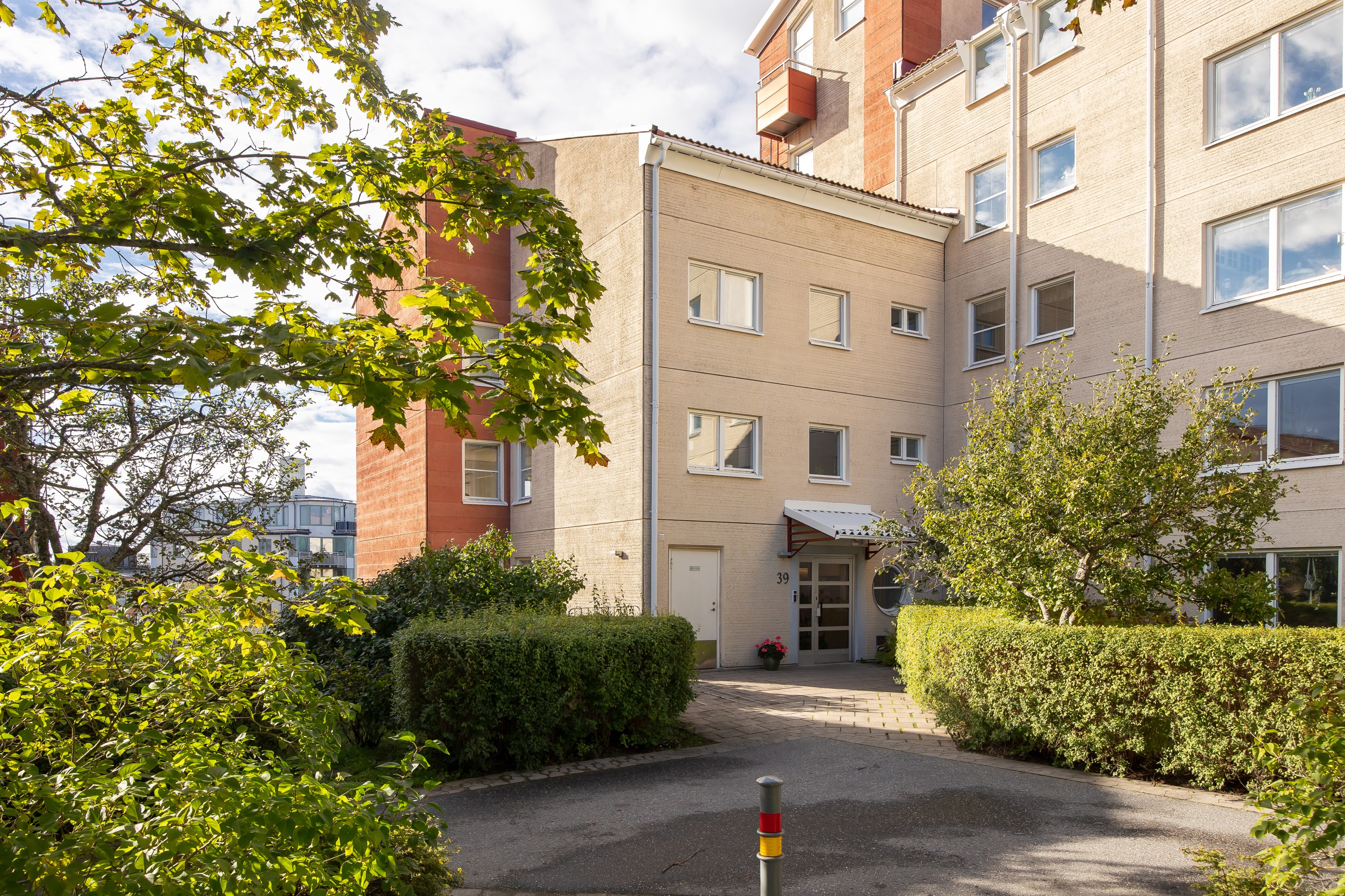 Bostadsbild från Fyrspannsvägen 39, Såld i Jarlaberg, Nacka