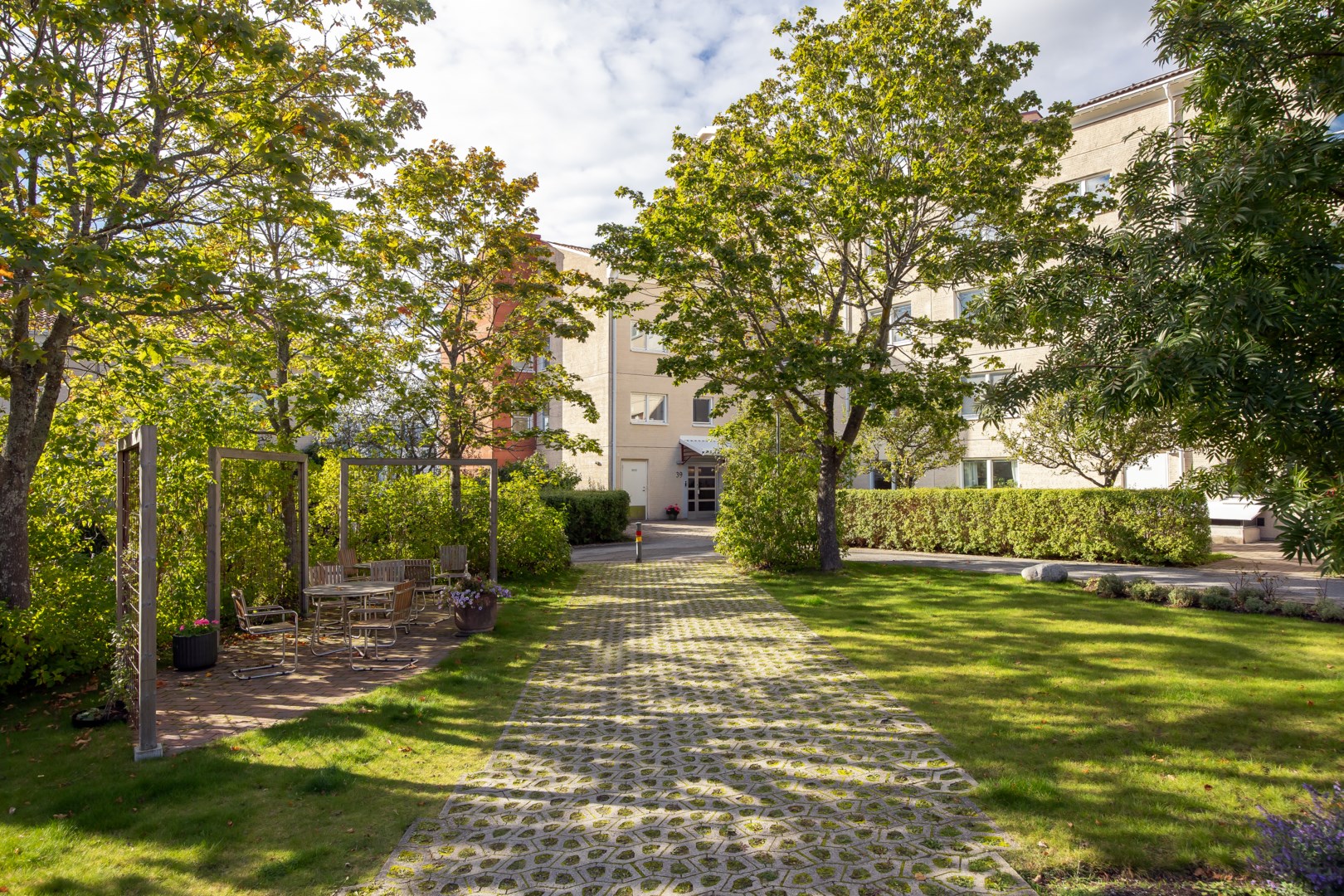 Bostadsbild från Fyrspannsvägen 39, Såld i Jarlaberg, Nacka