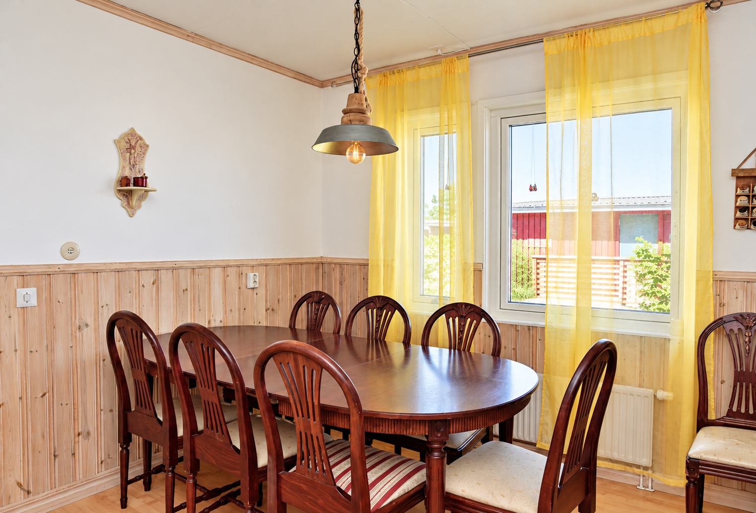 Plats för stort matbord