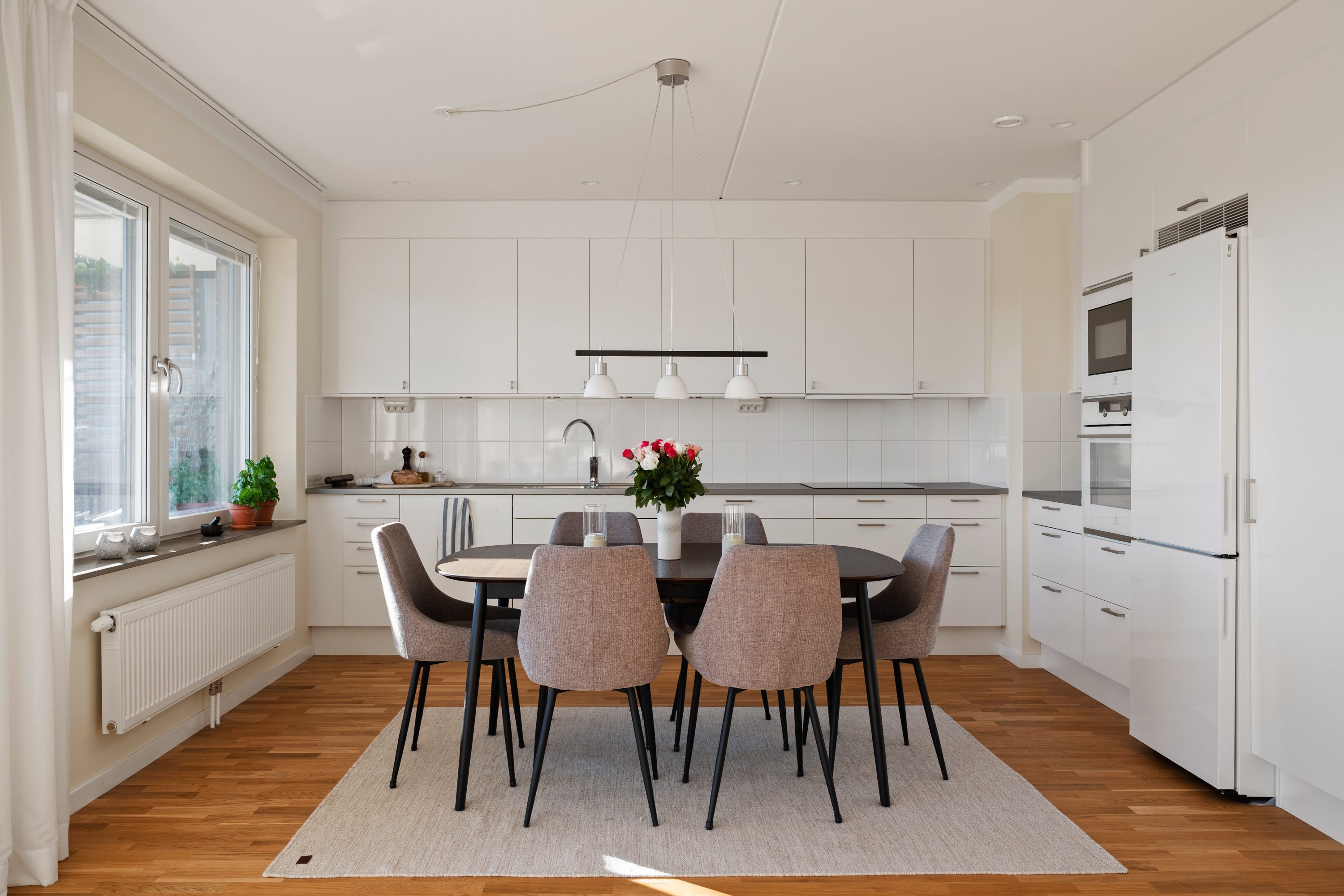 Bostadsbild från Tollareslingan 10, 3 tr, Till salu i Tollare, Nacka