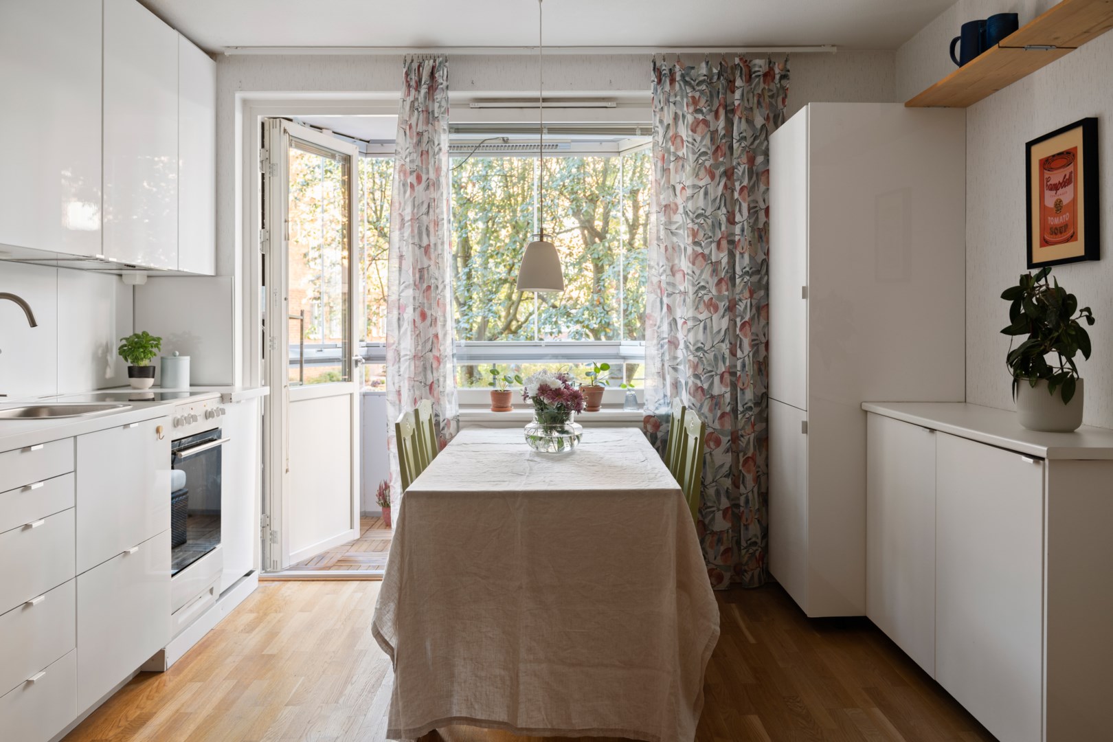 Bostadsbild från Alphyddevägen 35, Nacka, Till salu i Alphyddan, Nacka