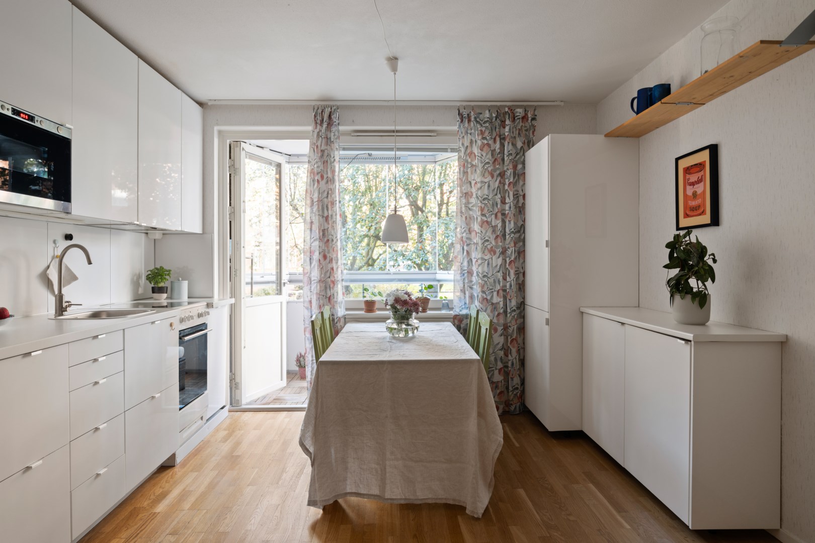 Bostadsbild från Alphyddevägen 35, Nacka, Till salu i Alphyddan, Nacka